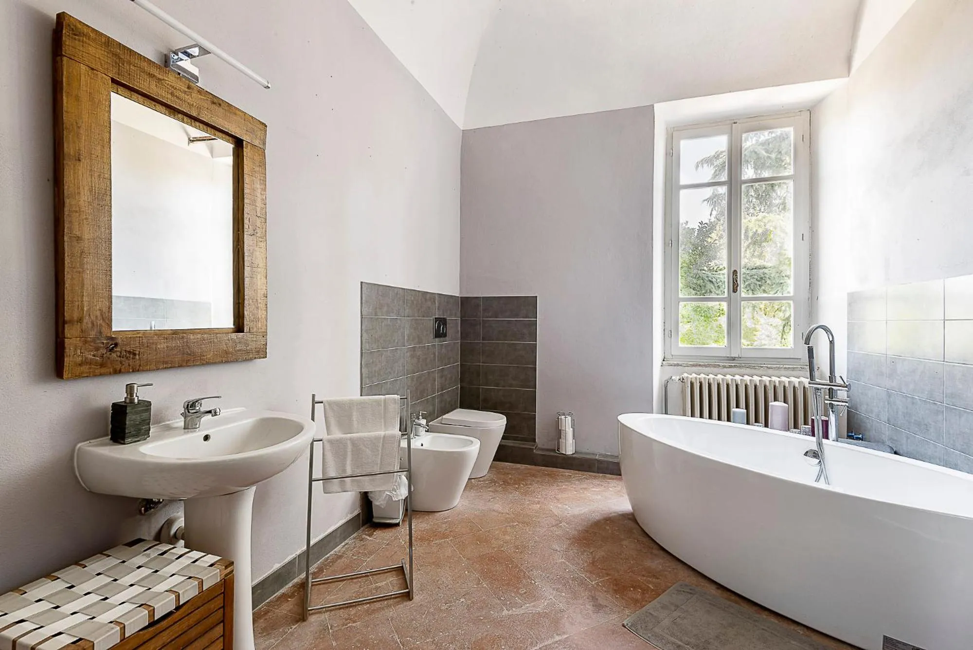 Toilet in Bresbot B&B