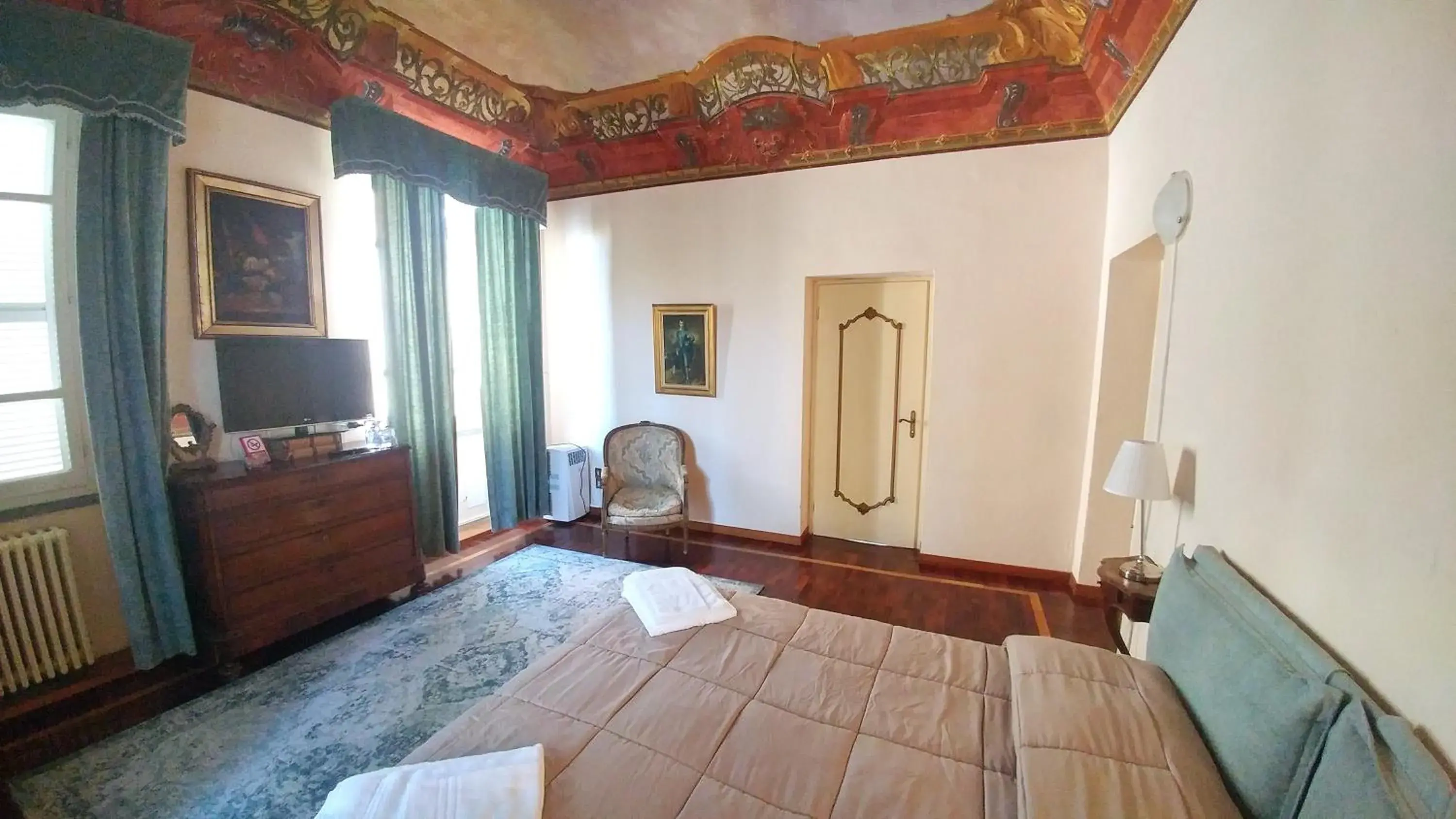 Two Rooms with Private Bathroom - single occupancy in Bresbot B&B Two Rooms with Private Bathroom - single occupancy in Bresbot B&B