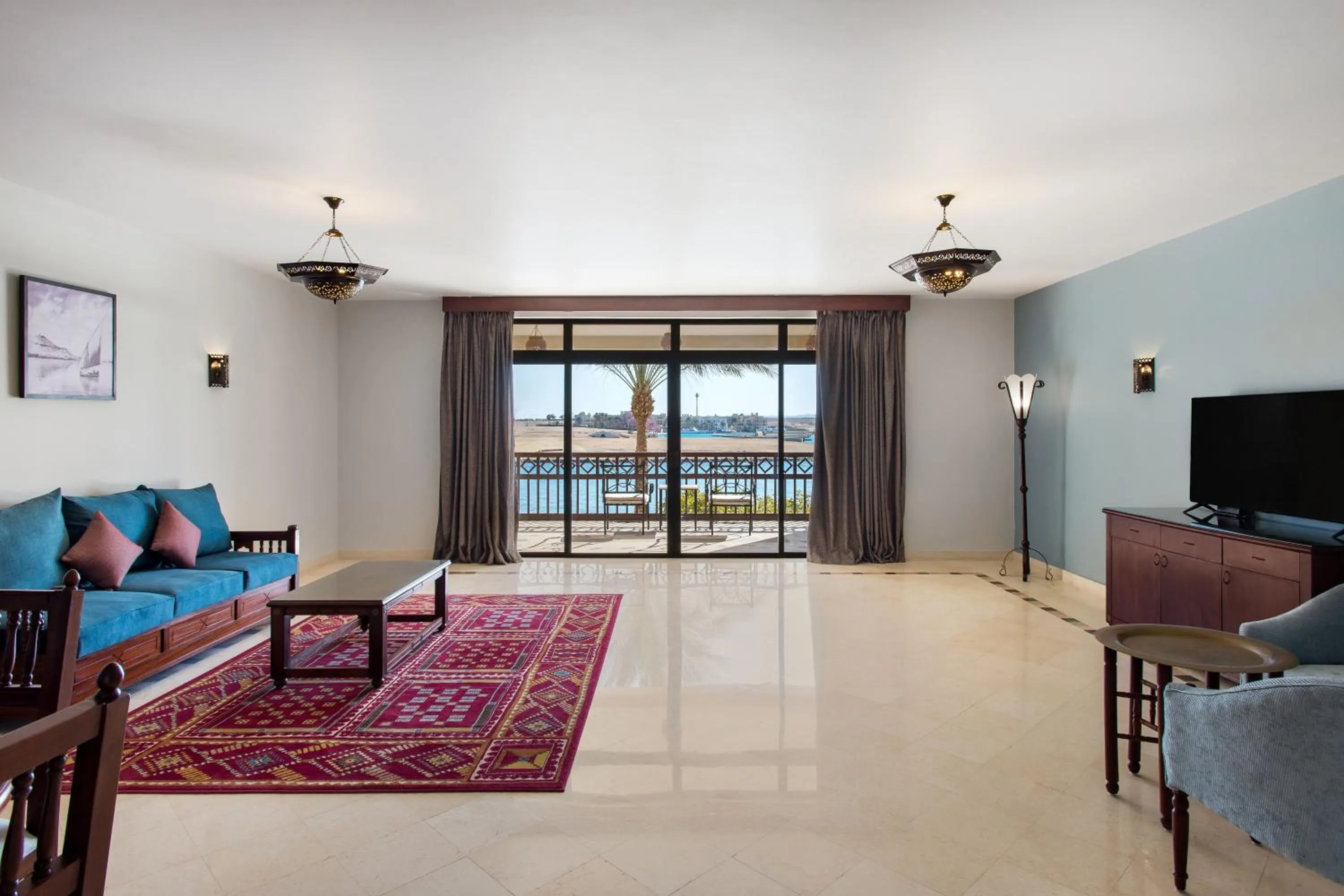 TV and multimedia in Marina Resort Port Ghalib, a member of Radisson Individuals