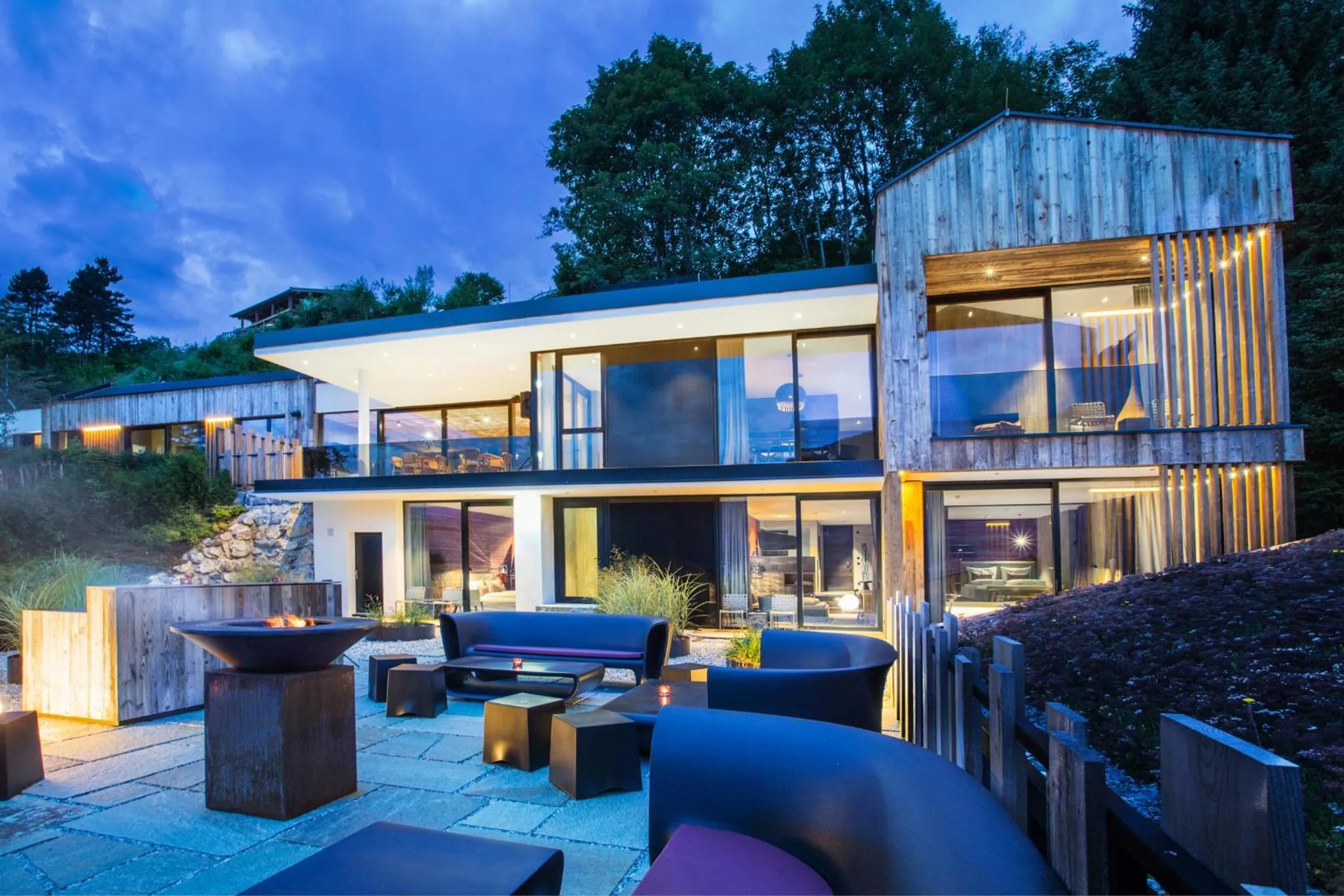 Entertainment in Senses Violett Suites - Adults Only