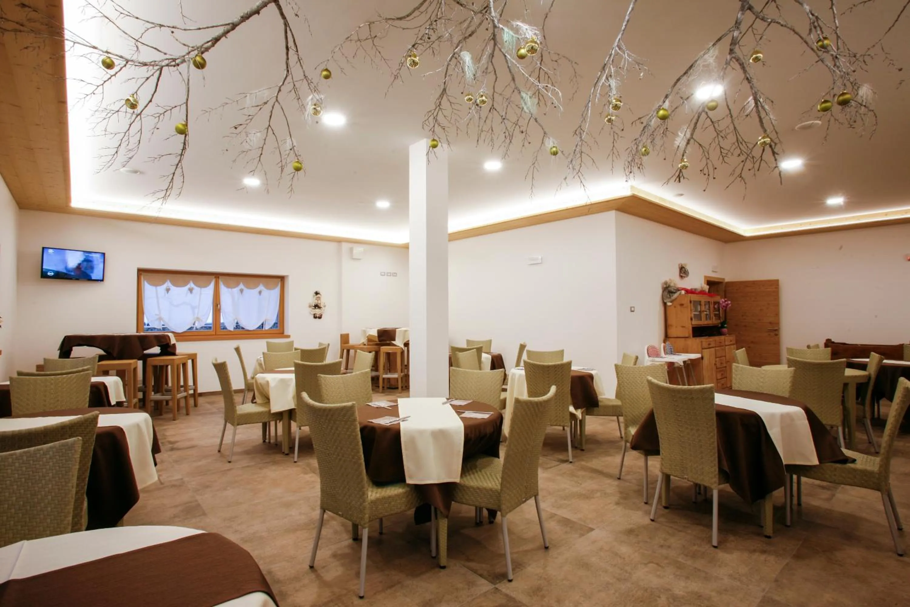 Restaurant/places to eat in Garnì & Wellness Anderle