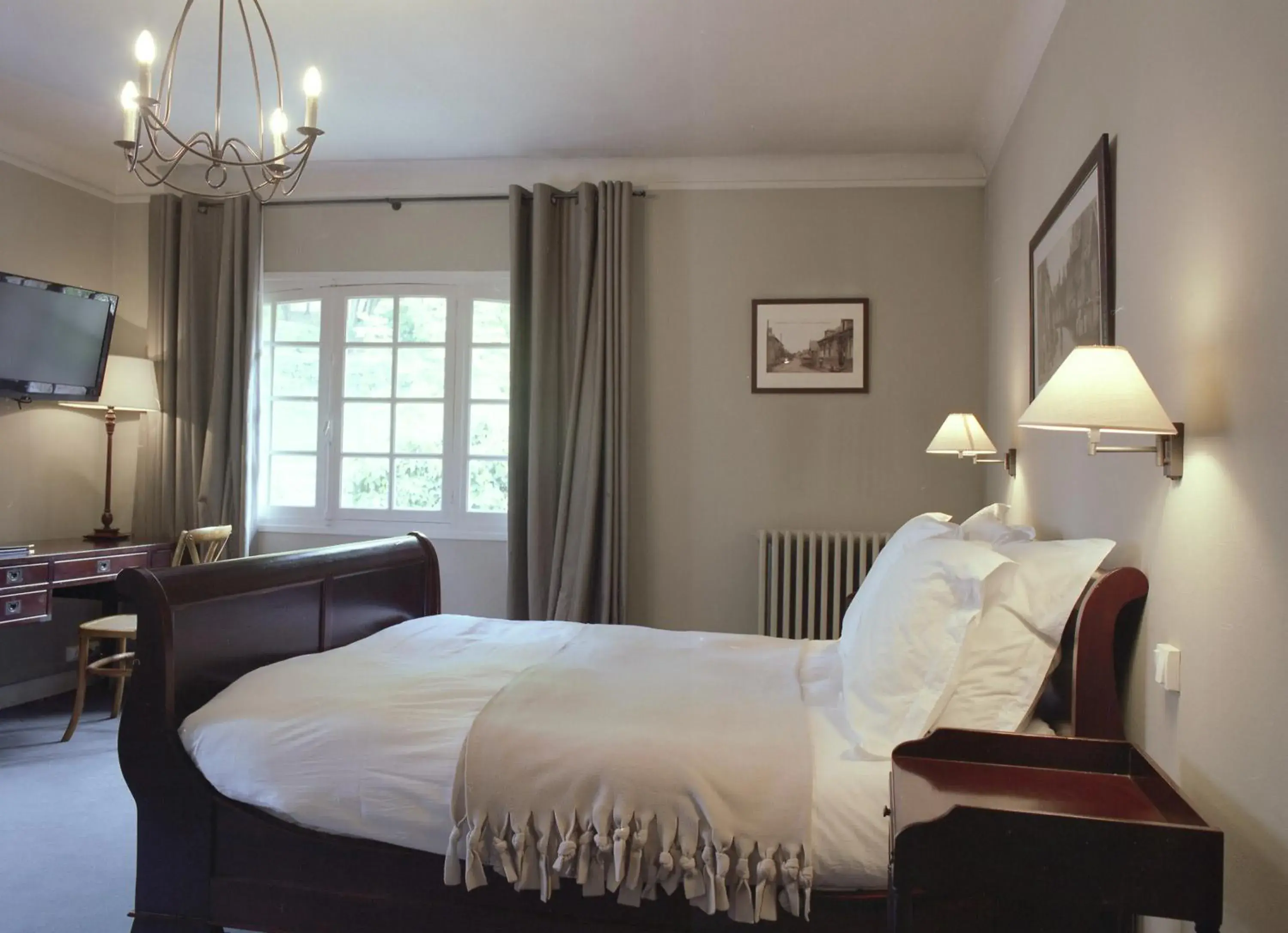 Suite (Double) in Hôtel La Licorne & Spa Suite (Double) in Hôtel La Licorne & Spa