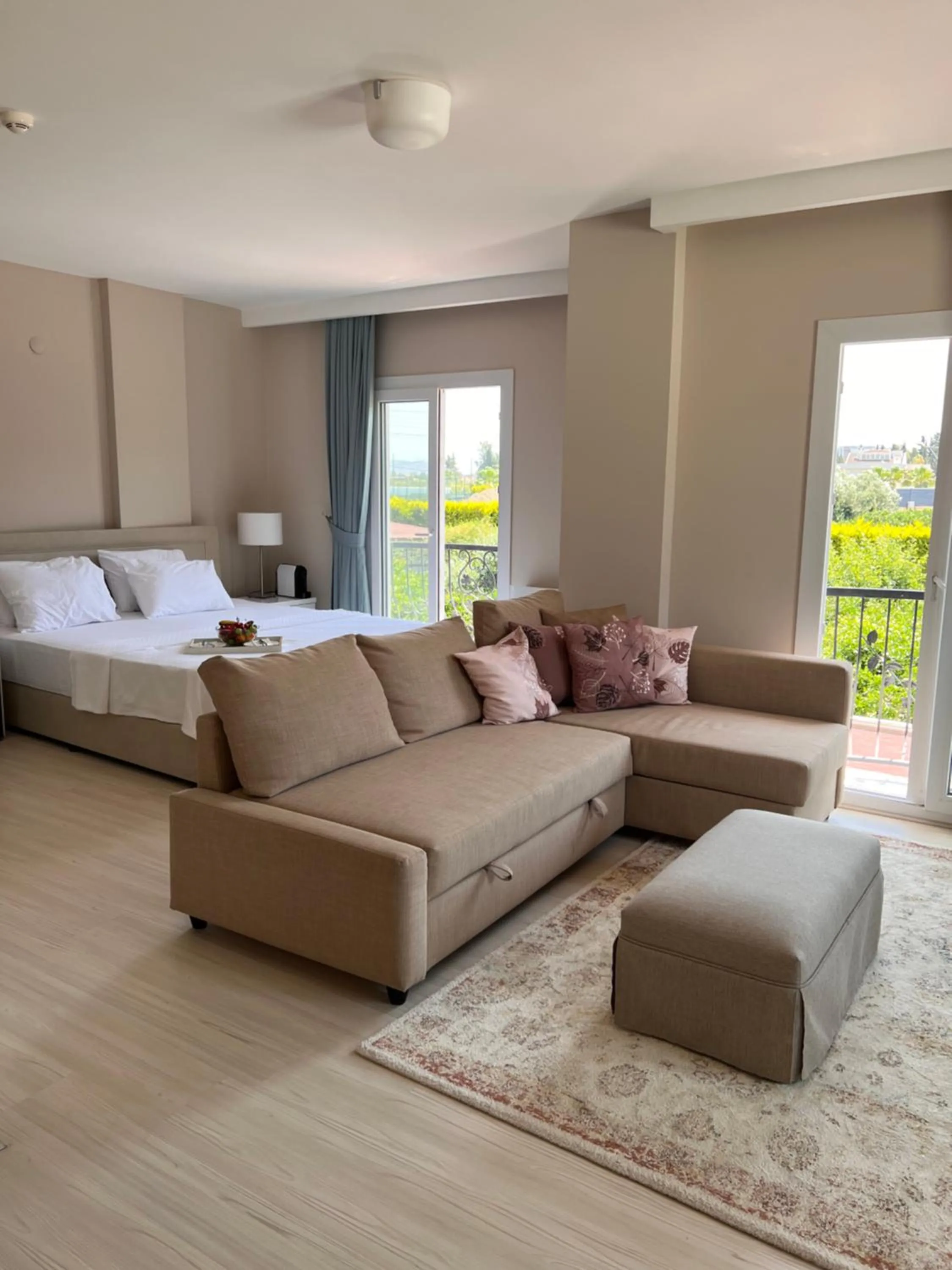 Bed in B. Equine Range Hotel