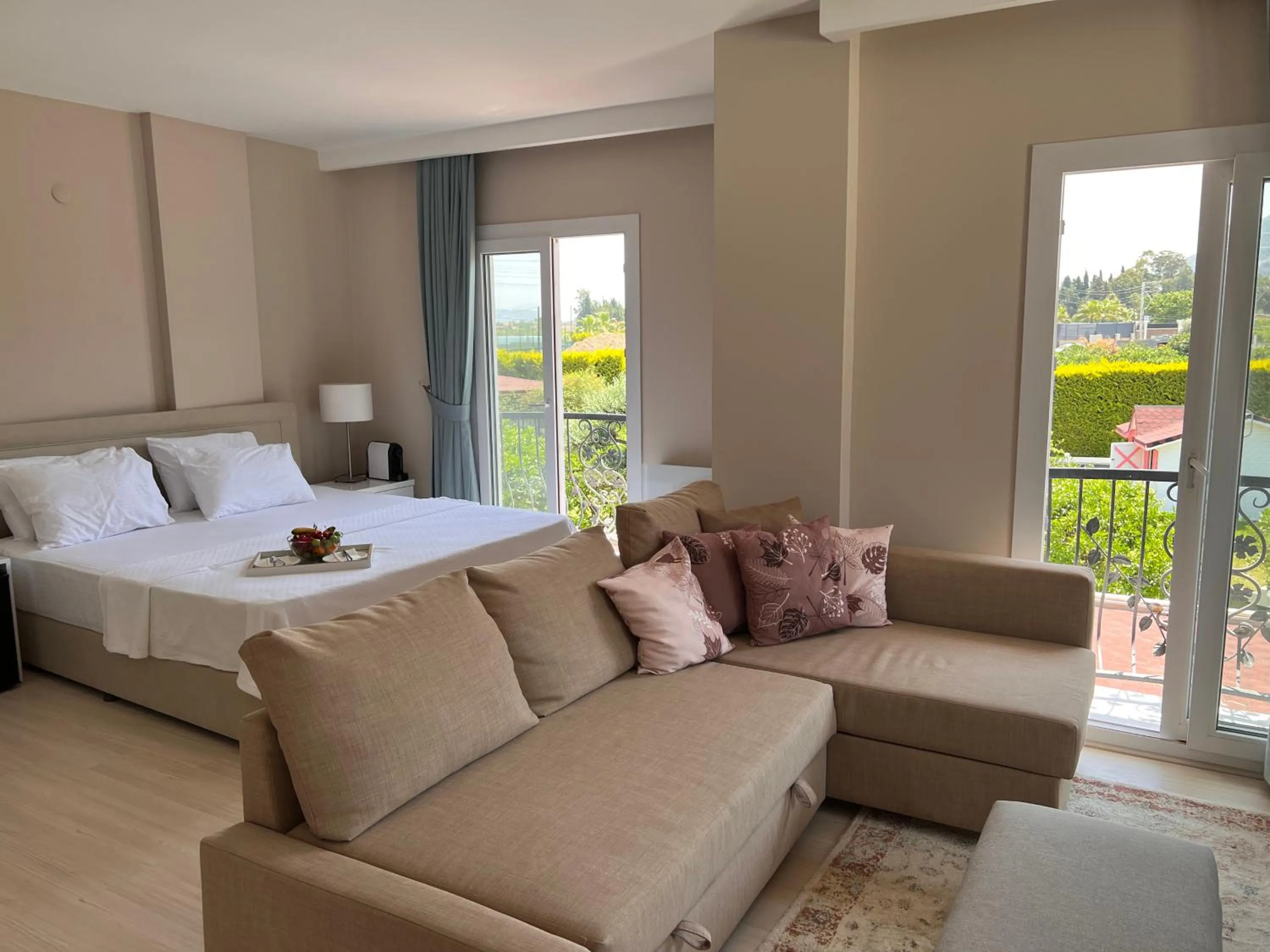 Bed in B. Equine Range Hotel