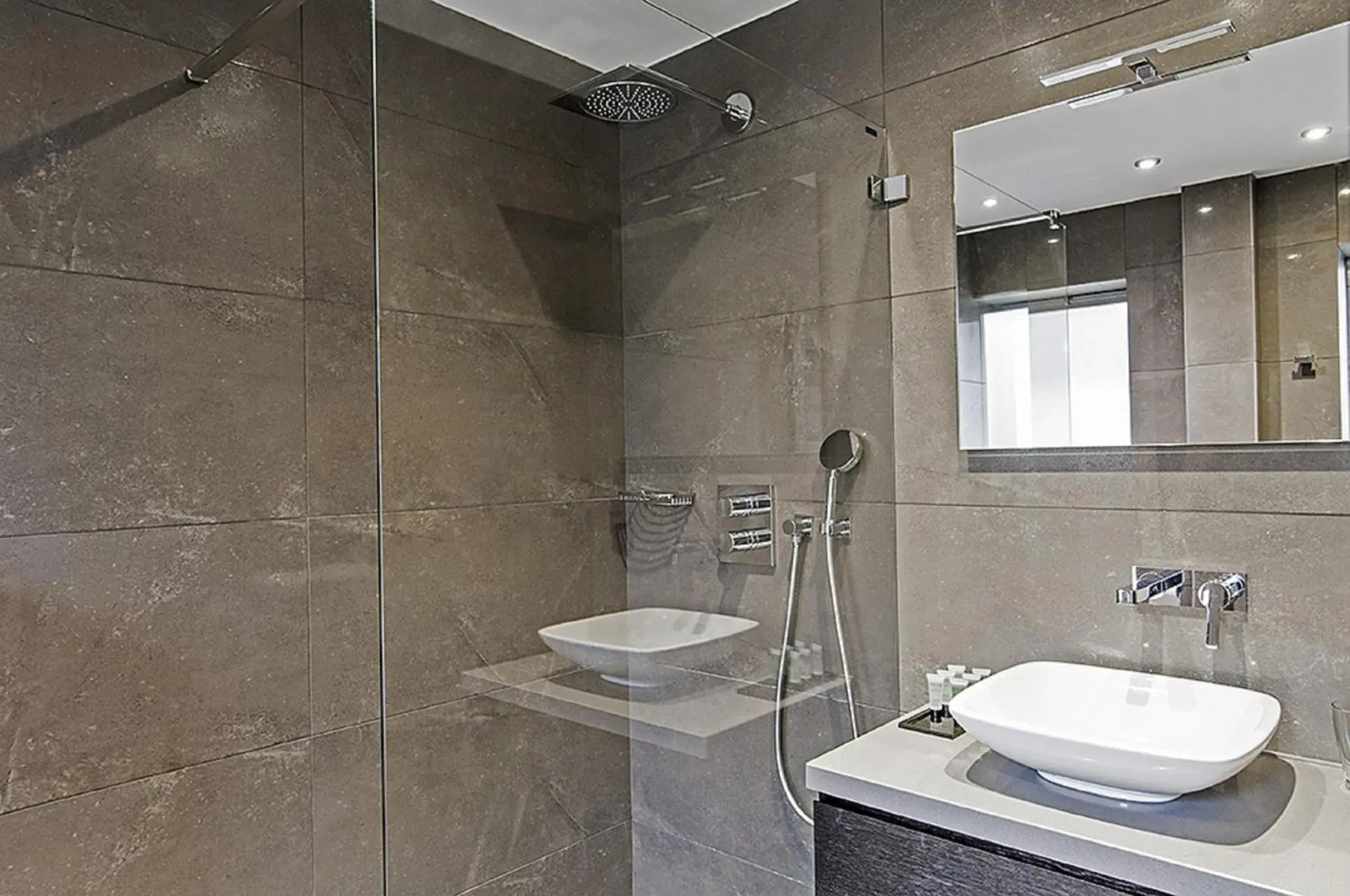 Twin Room in Hotel Agenda Louise Twin Room in Hotel Agenda Louise