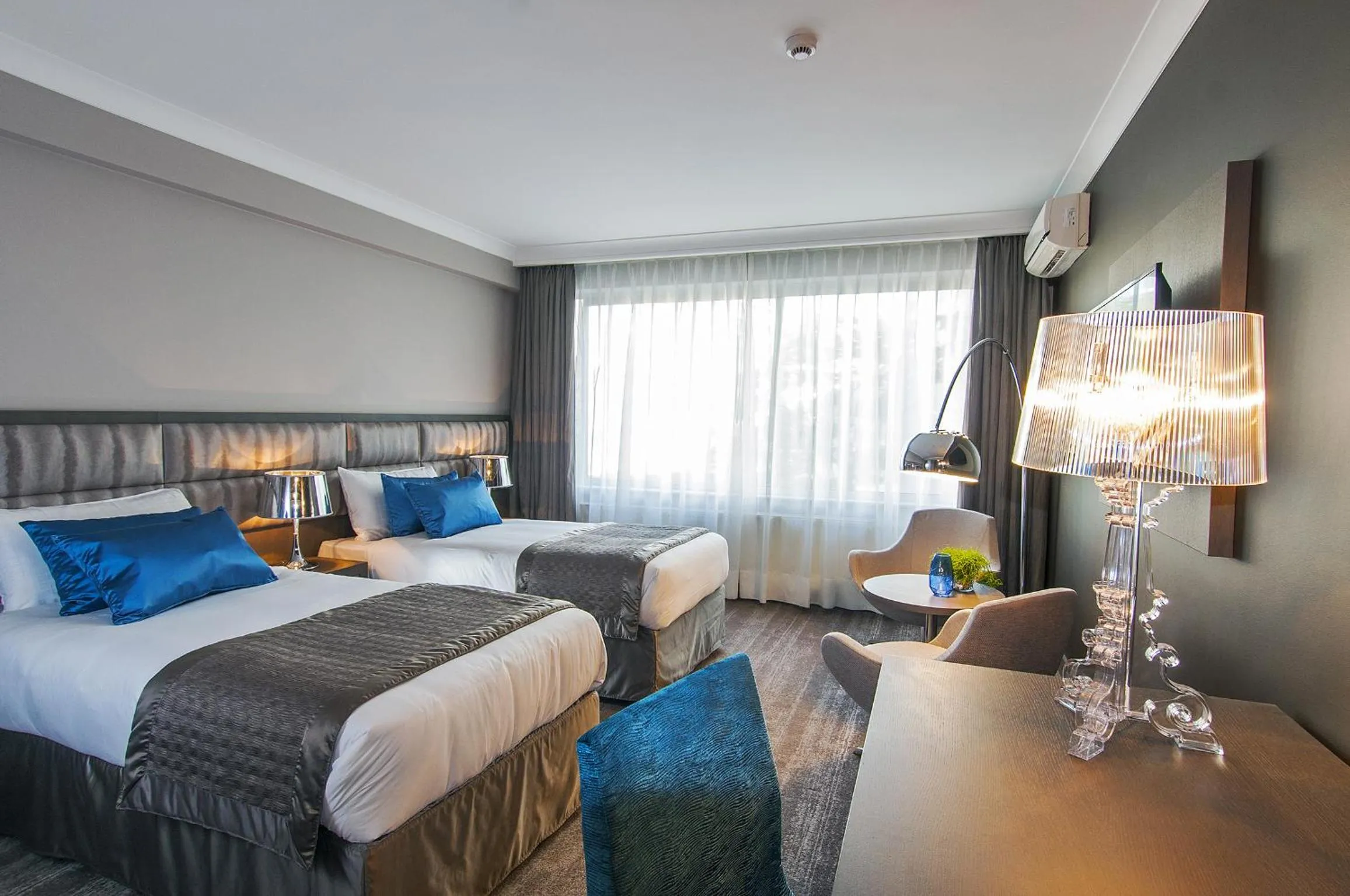 Bedroom, Bed in Hotel Agenda Louise