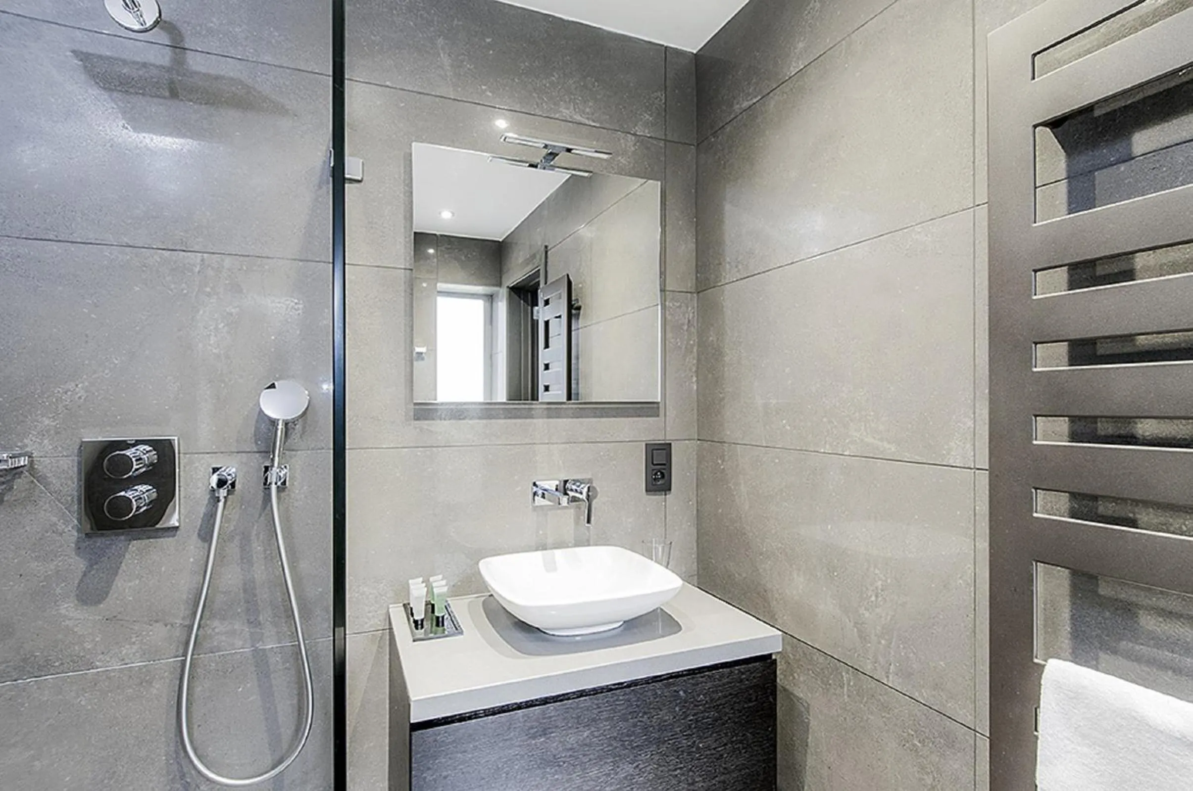 Twin Room in Hotel Agenda Louise