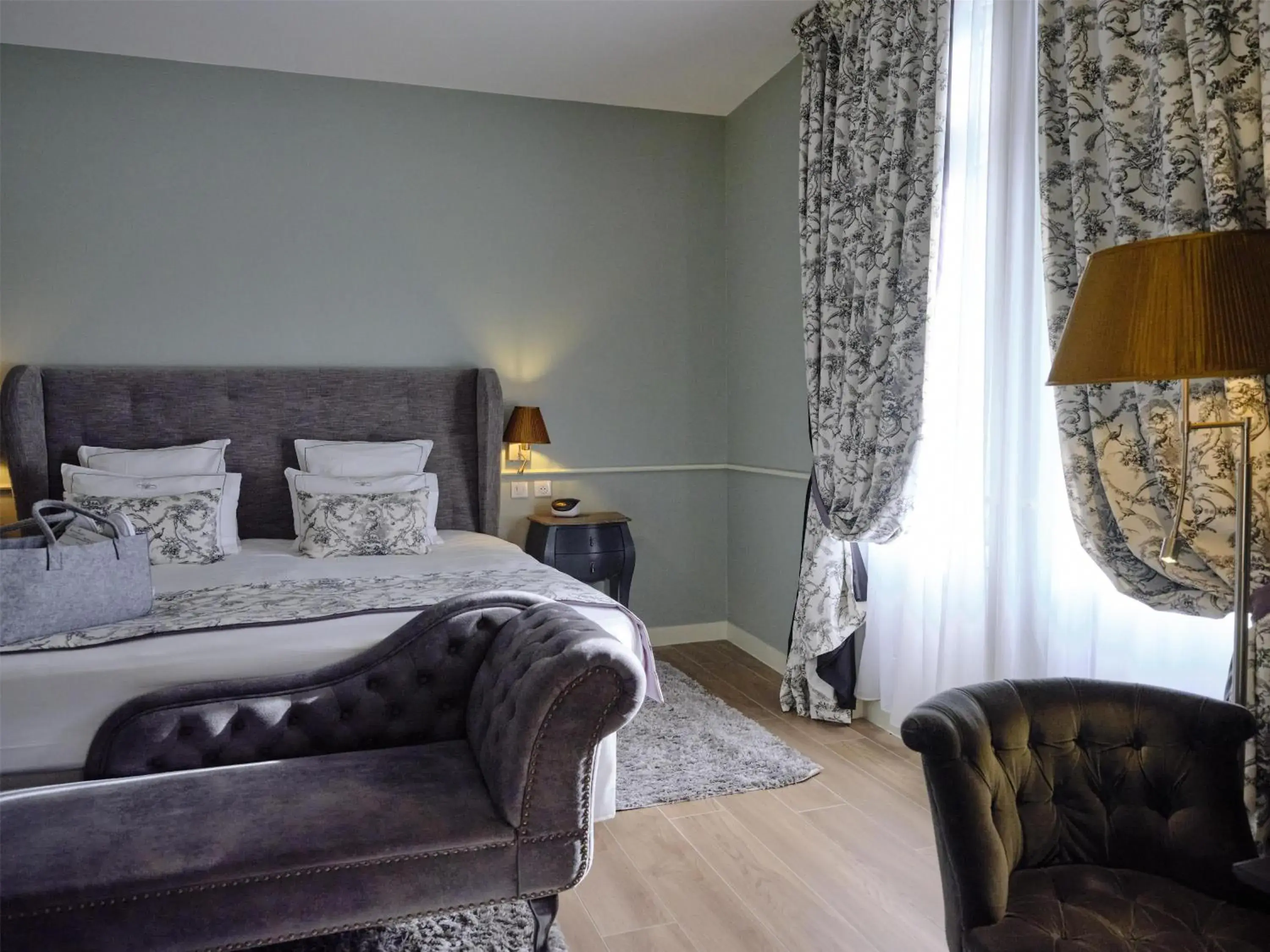 Bedroom, Bed in Hotel & Spa Le Grand Monarque, BW Premier Collection Bedroom, Bed in Hotel & Spa Le Grand Monarque, BW Premier Collection