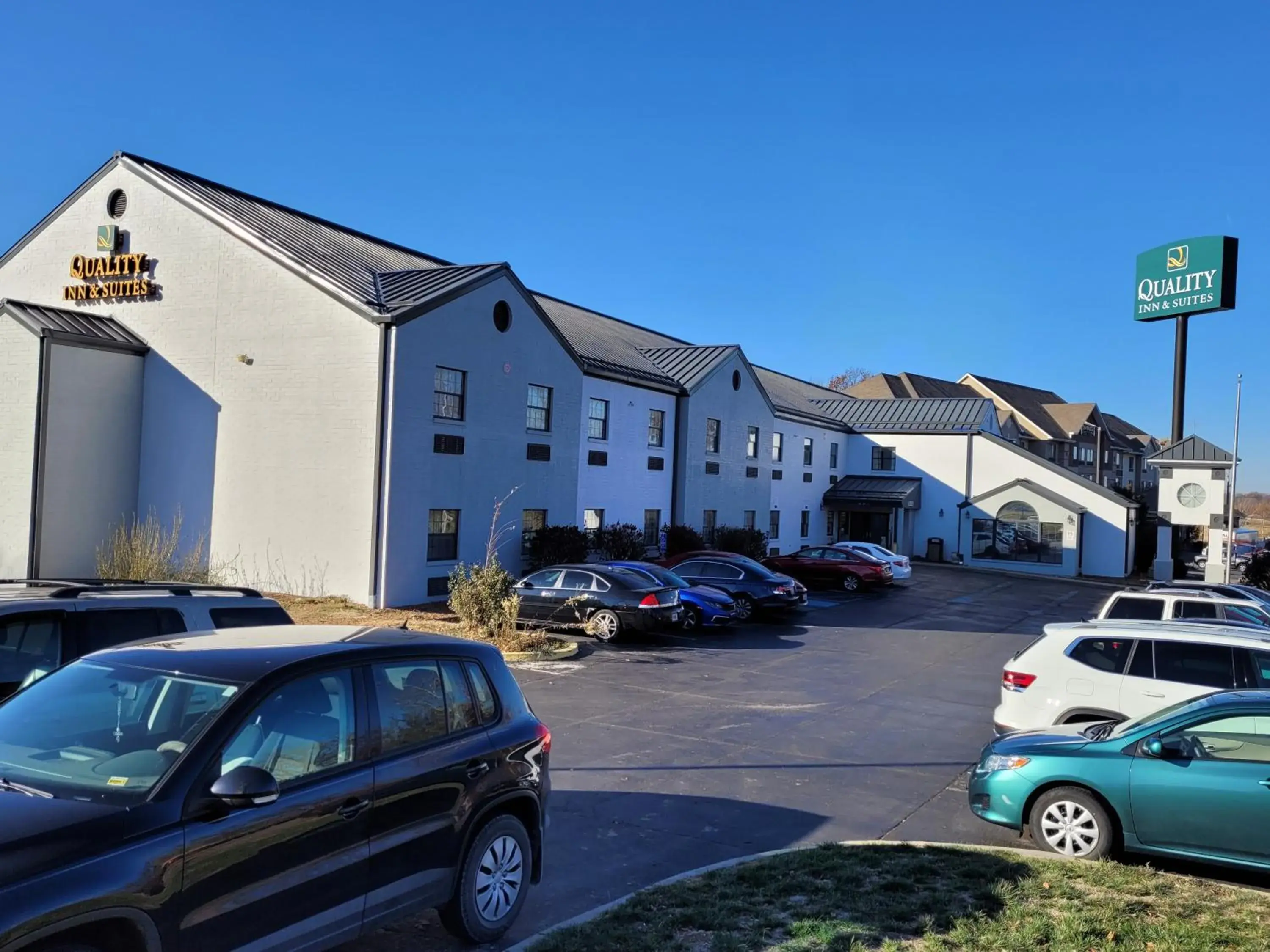 Property building in Quality Inn & Suites Columbia I-70 Property building in Quality Inn & Suites Columbia I-70