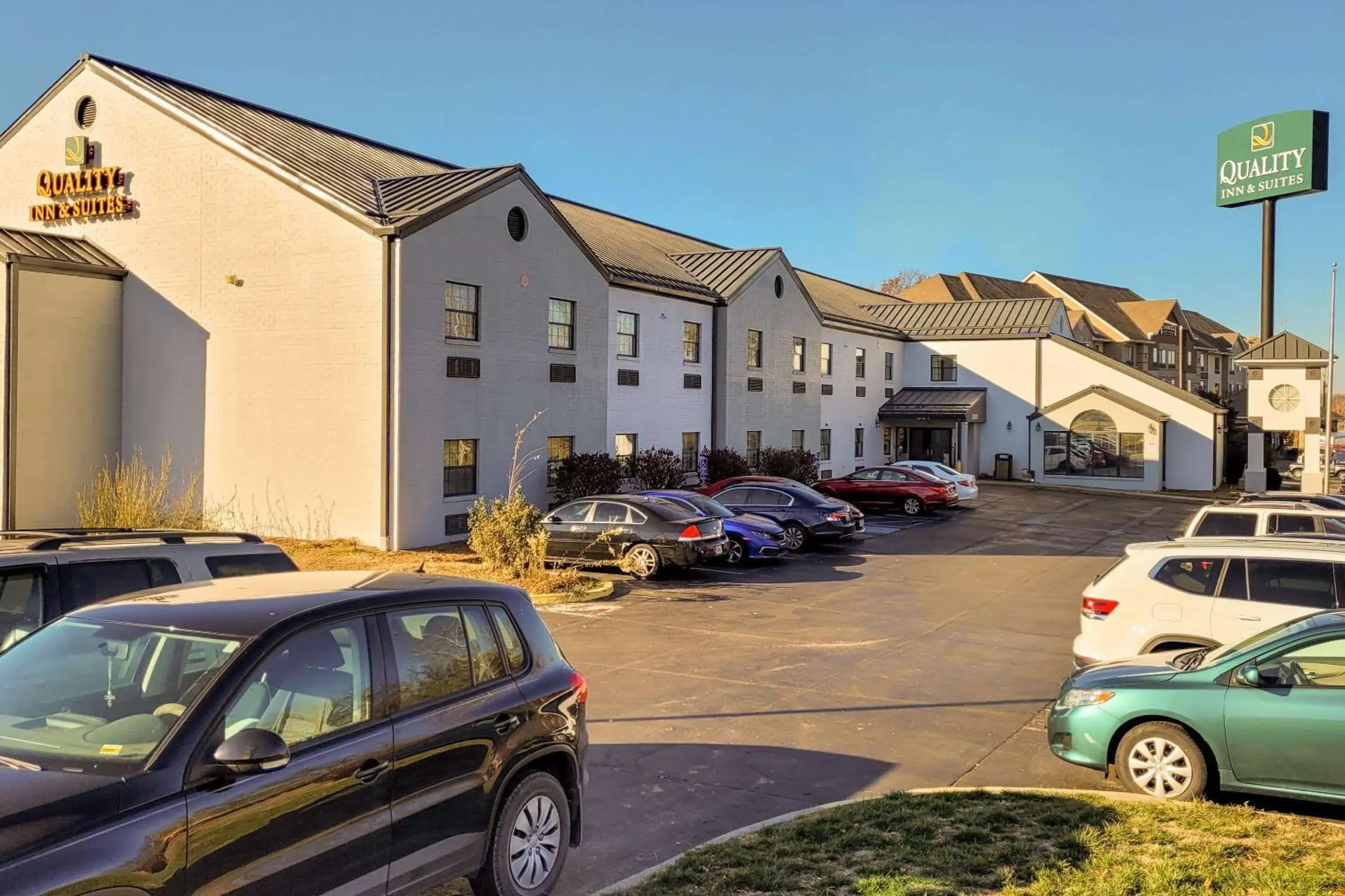 Property building in Quality Inn & Suites Columbia I-70 Property building in Quality Inn & Suites Columbia I-70