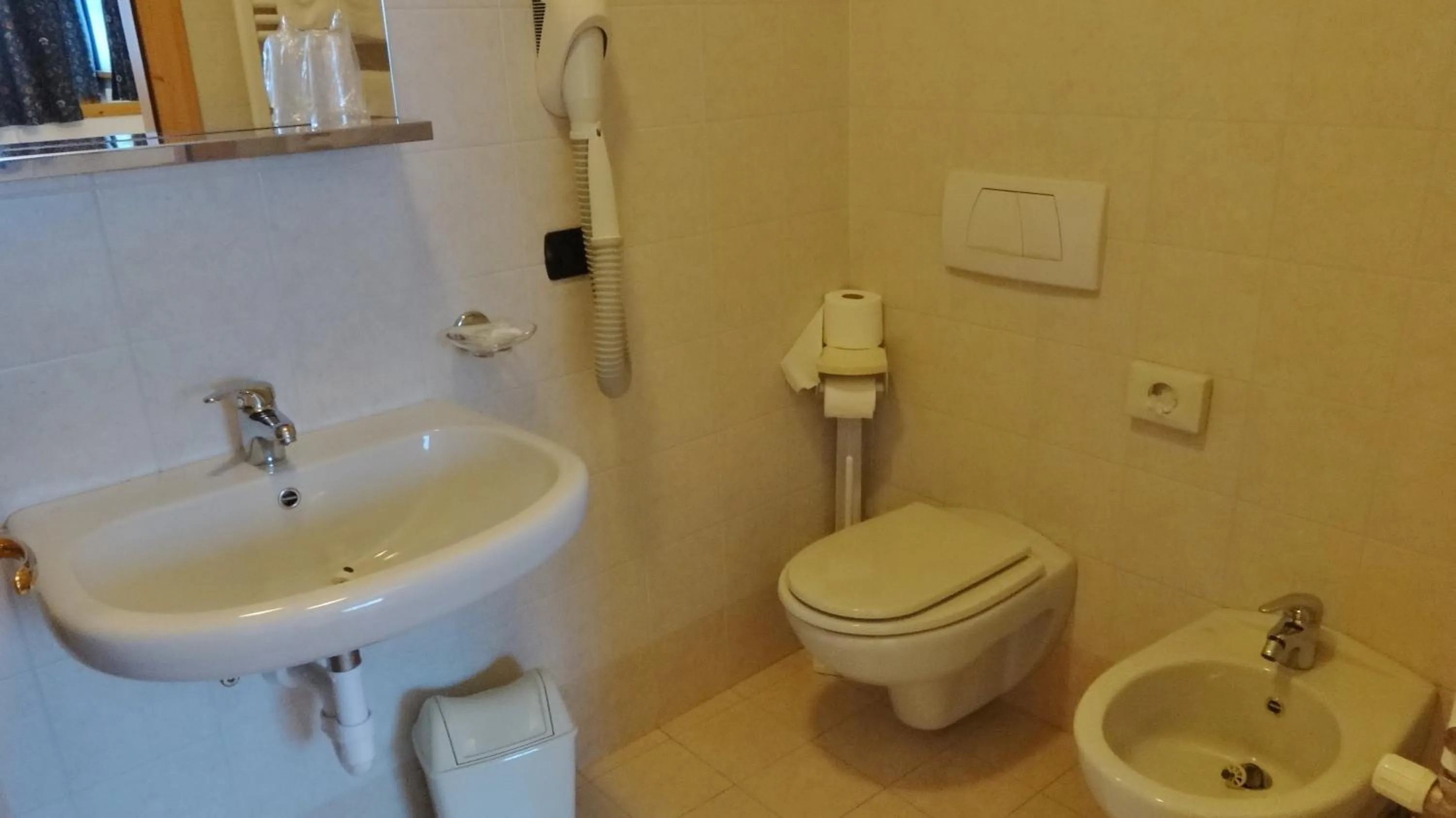 Bathroom in Hotel Giardino