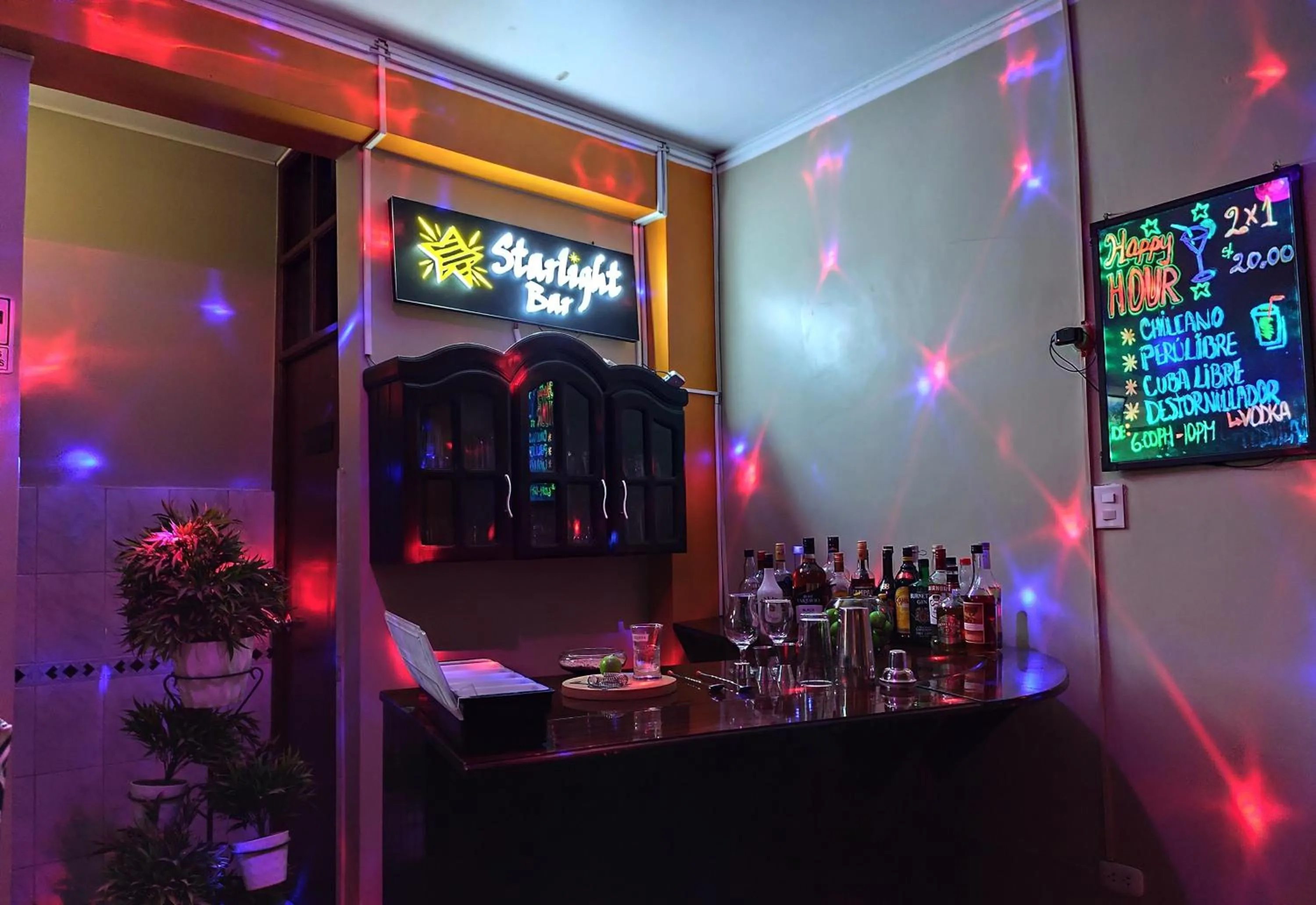Karaoke in Starlight Inn