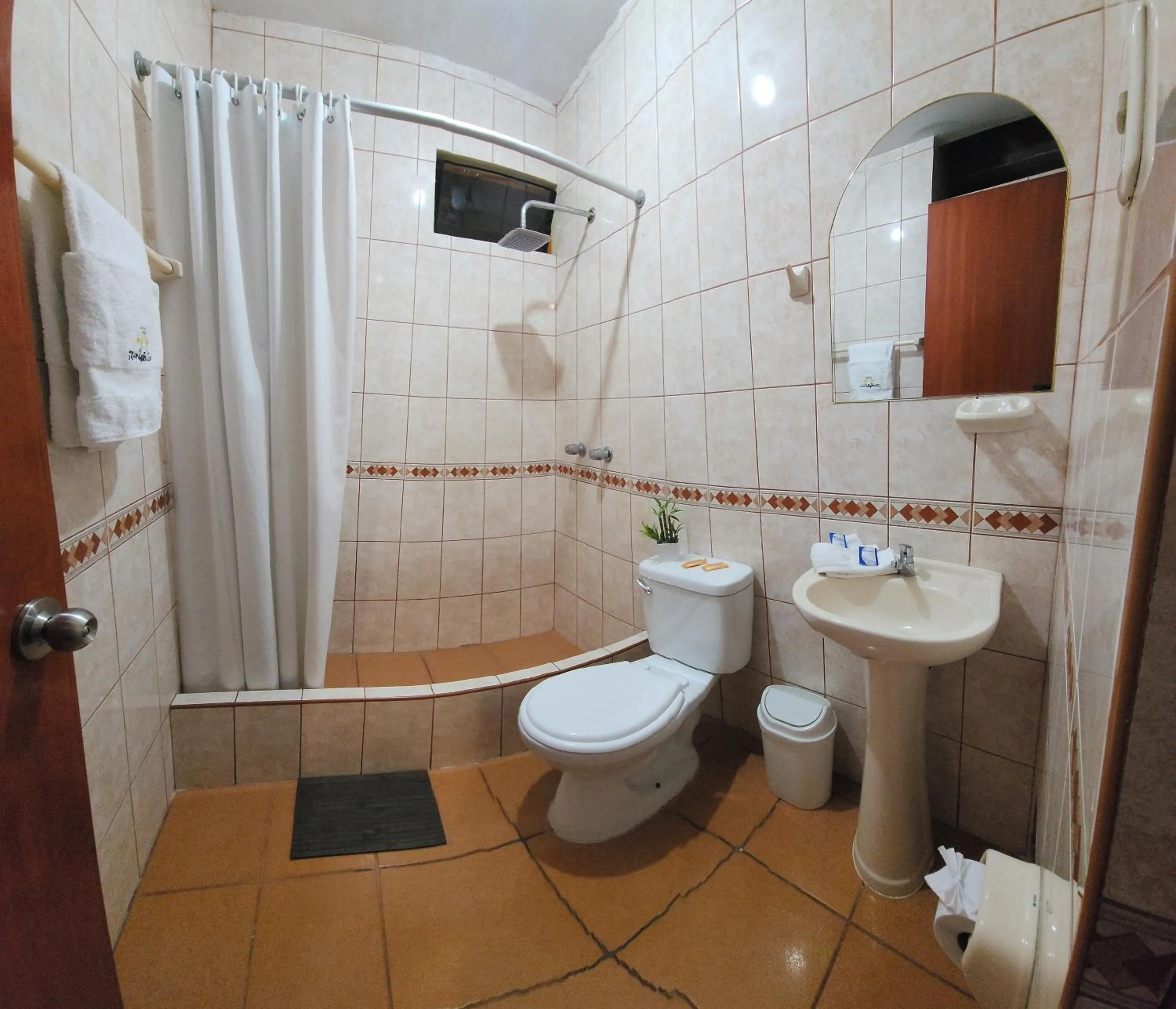Bathroom in Starlight Inn