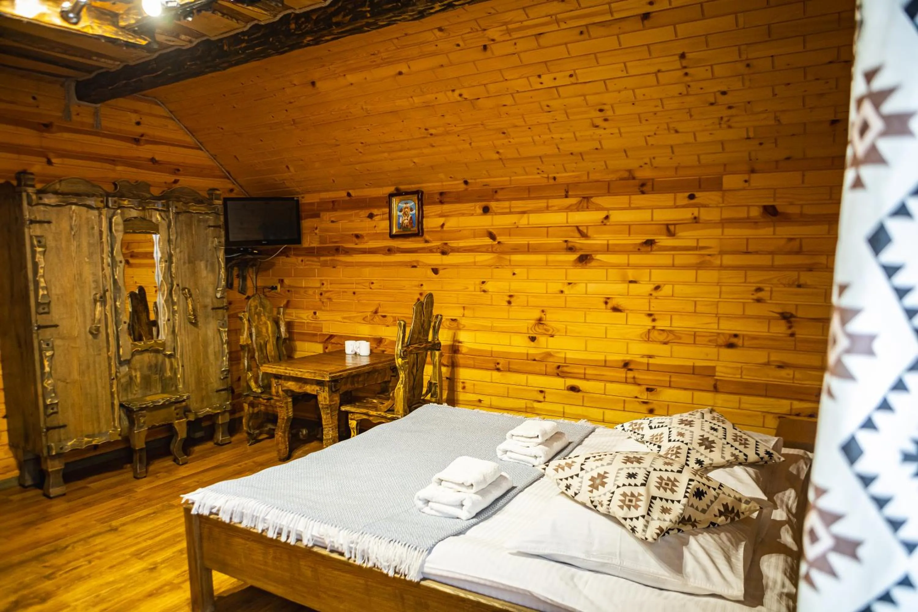 Bed in Zatyshok nad Prutom