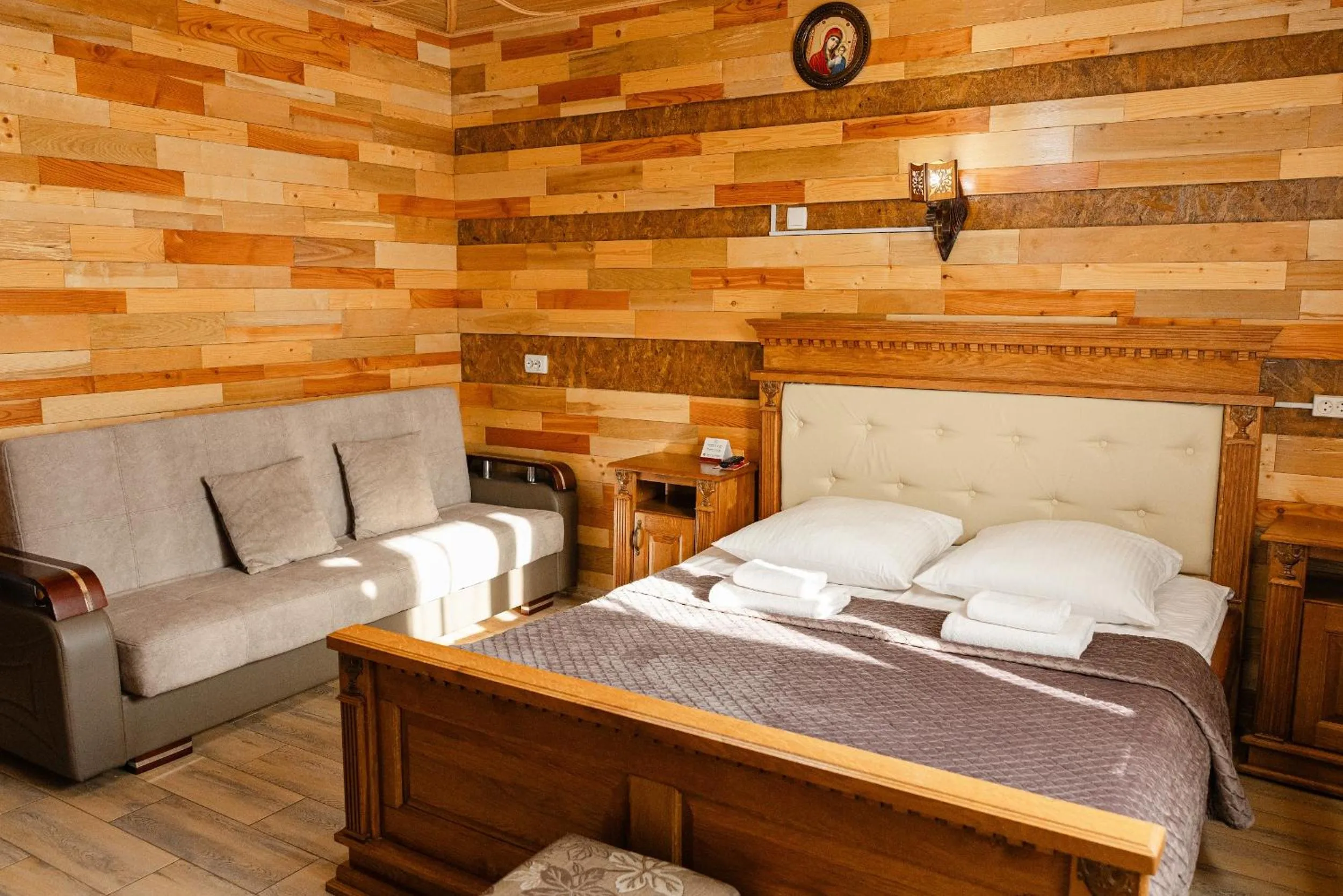 Bed in Zatyshok nad Prutom