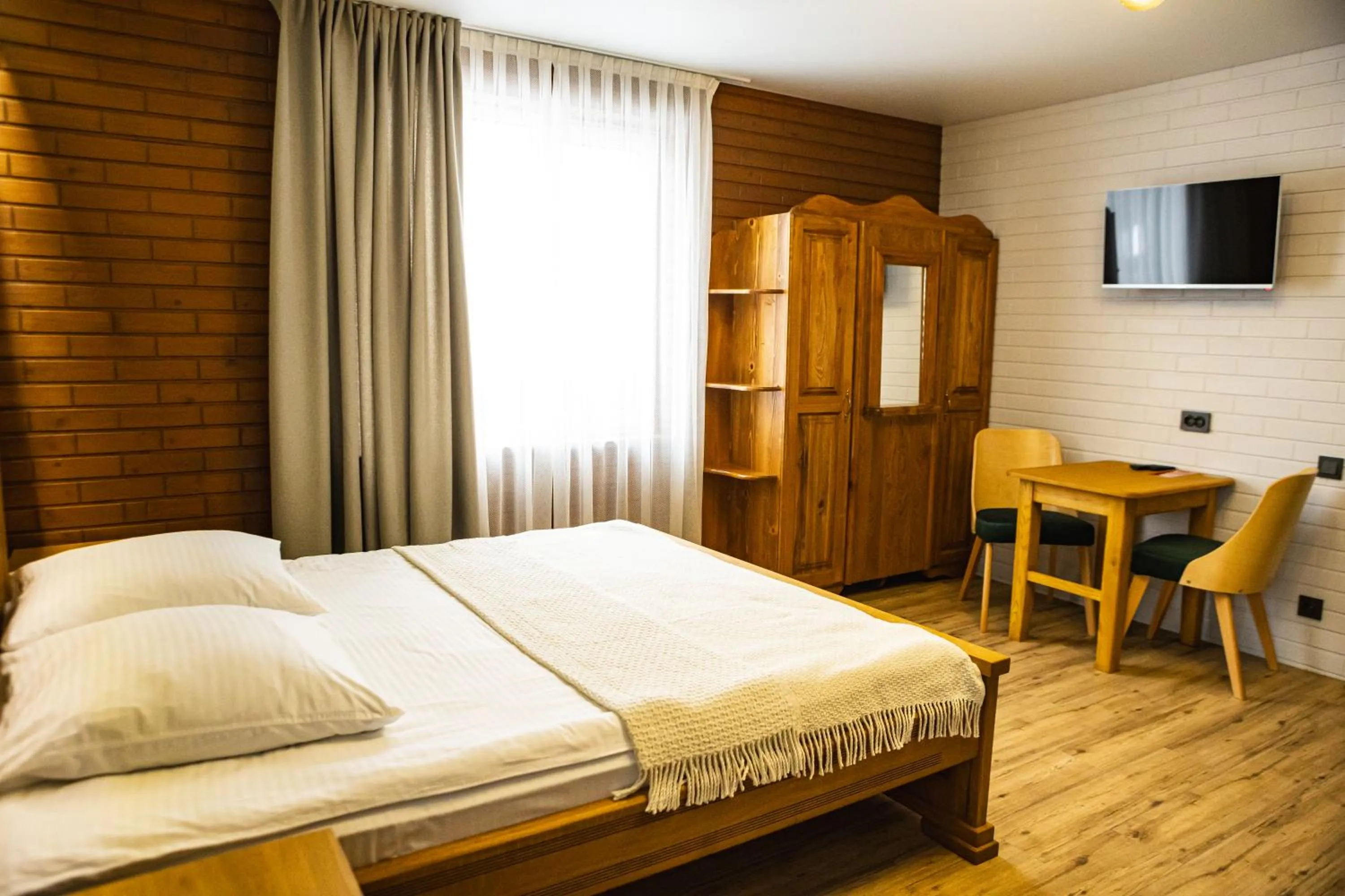 Bed in Zatyshok nad Prutom