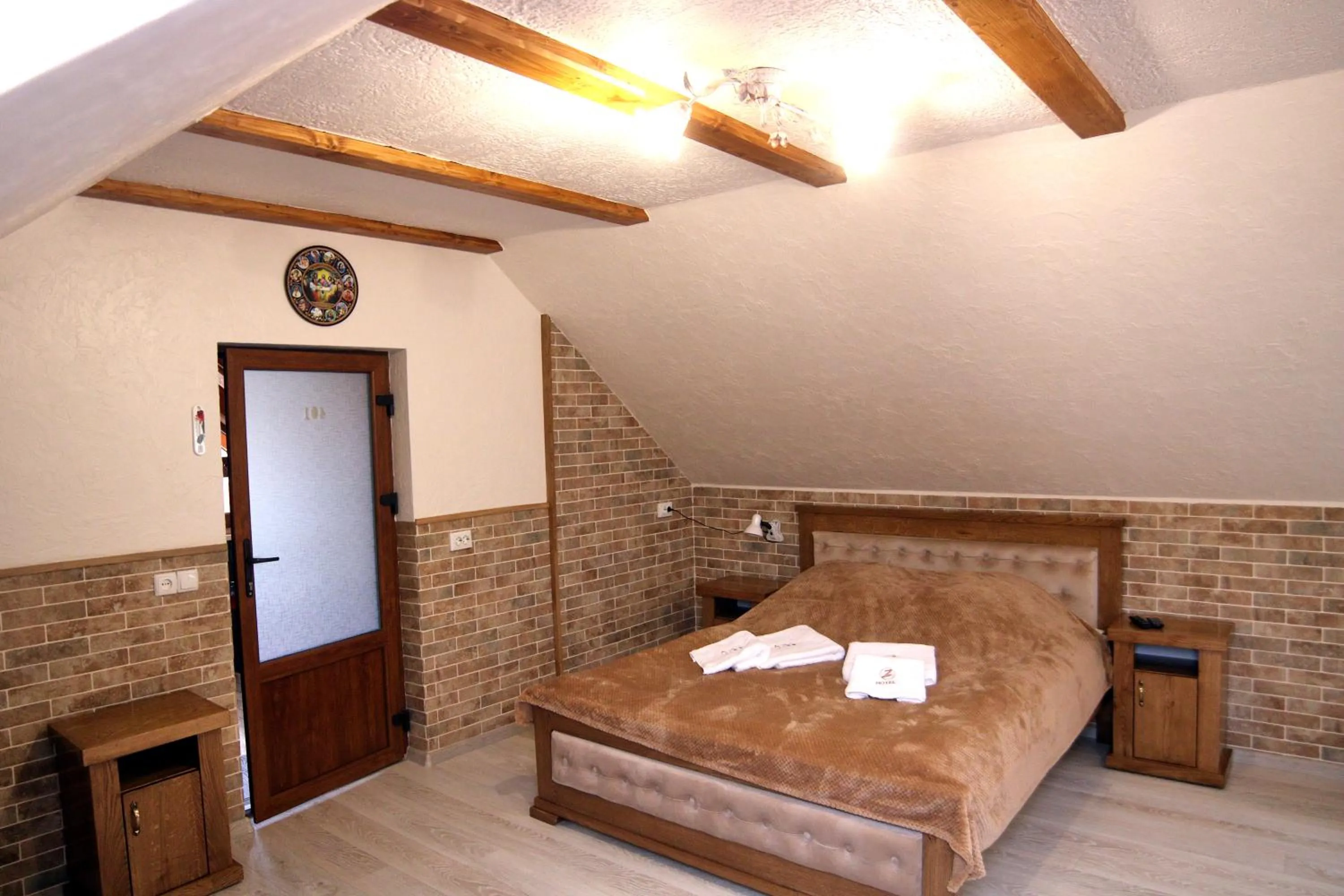 Bed in Zatyshok nad Prutom