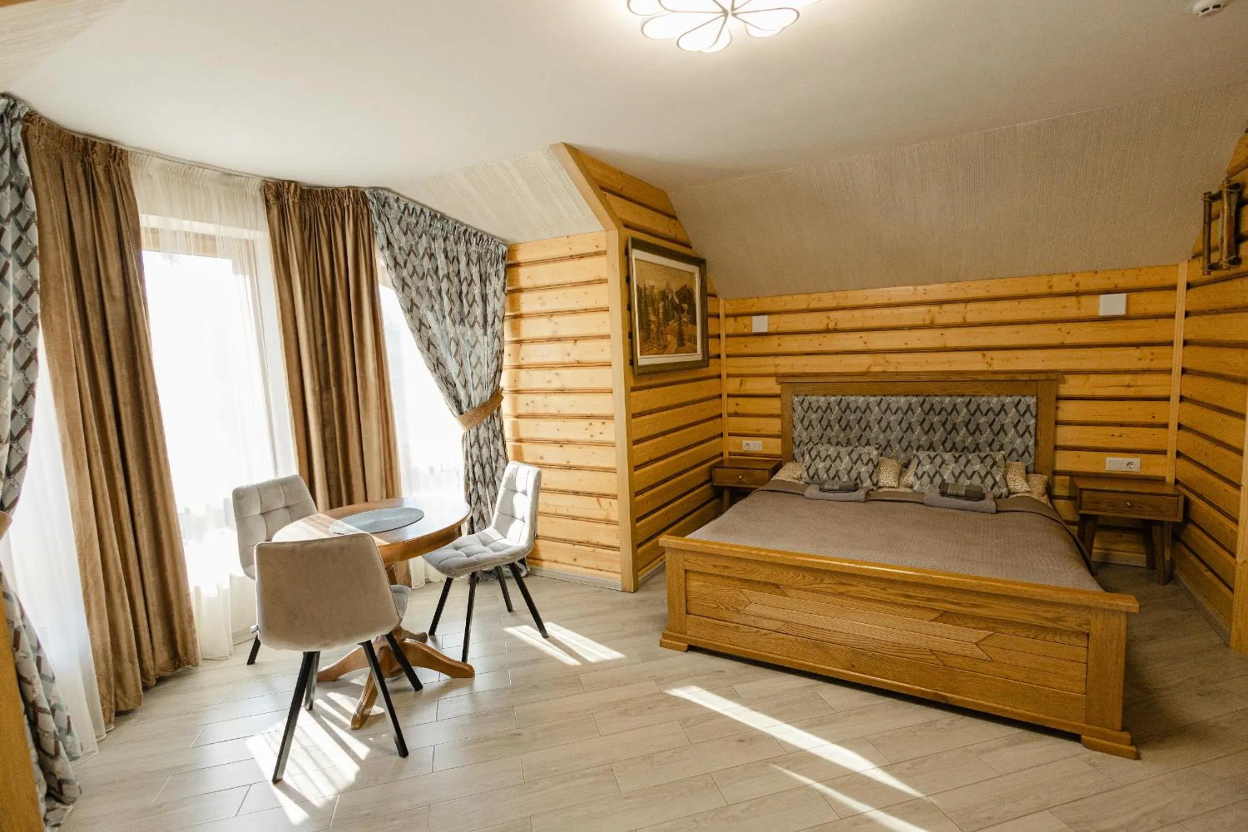 Property building, Bed in Zatyshok nad Prutom