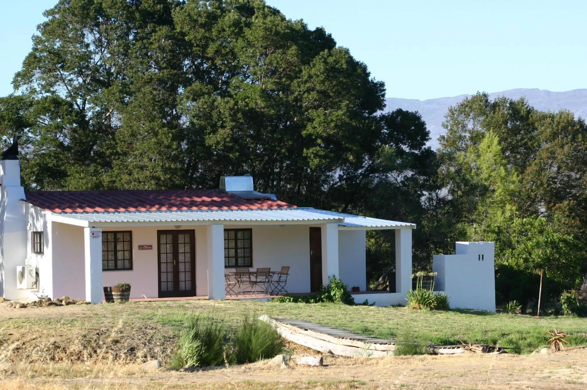 Facade/entrance in Fraaigelegen Farm - Home of ADHARA EVOO