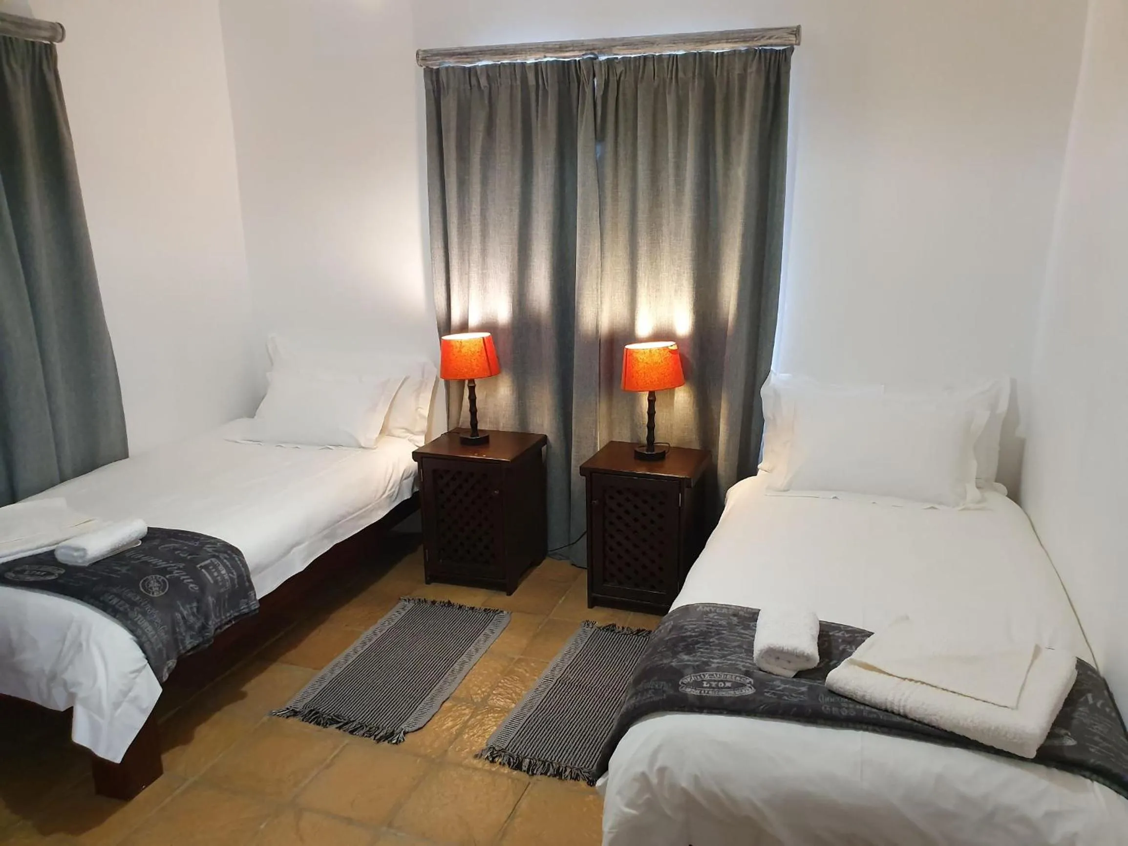 Bedroom, Bed in Fraaigelegen Farm - Home of ADHARA EVOO
