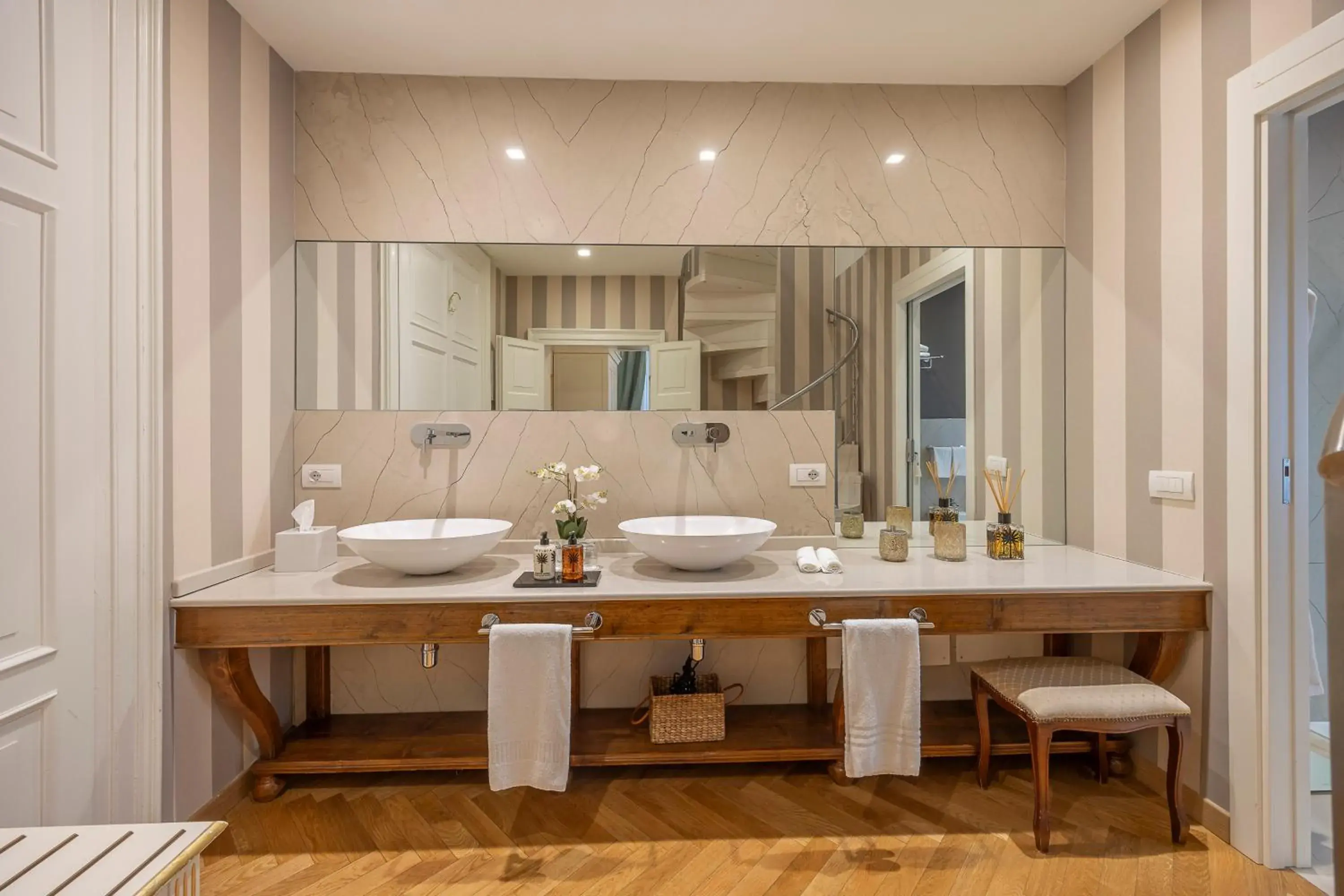 Bathroom in Palazzo Monga Boutique Guesthouse Bathroom in Palazzo Monga Boutique Guesthouse