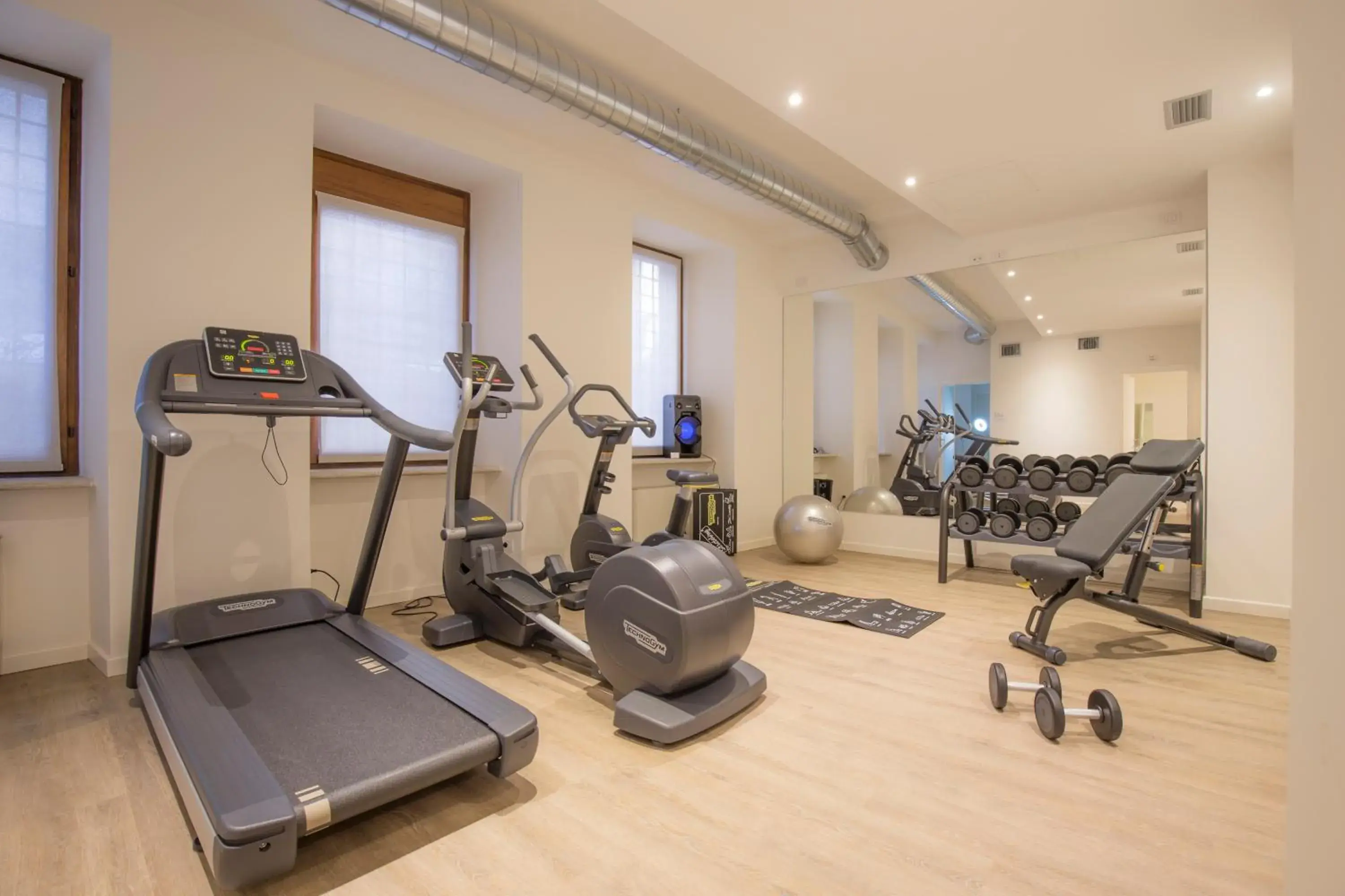 Fitness centre/facilities in Palazzo Monga Boutique Guesthouse Fitness centre/facilities in Palazzo Monga Boutique Guesthouse