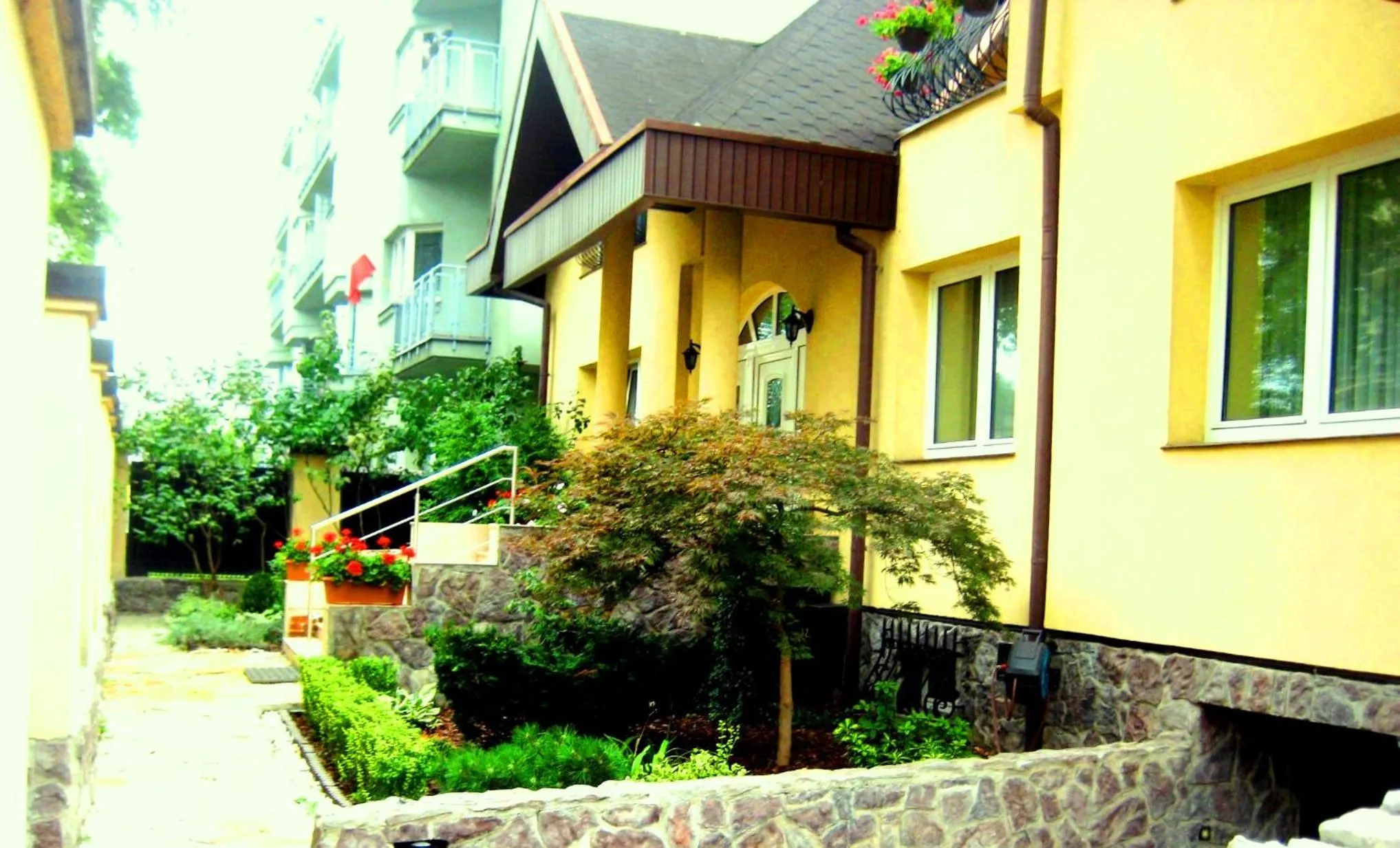 Facade/entrance in BTHouse, Pokoje Gościnne