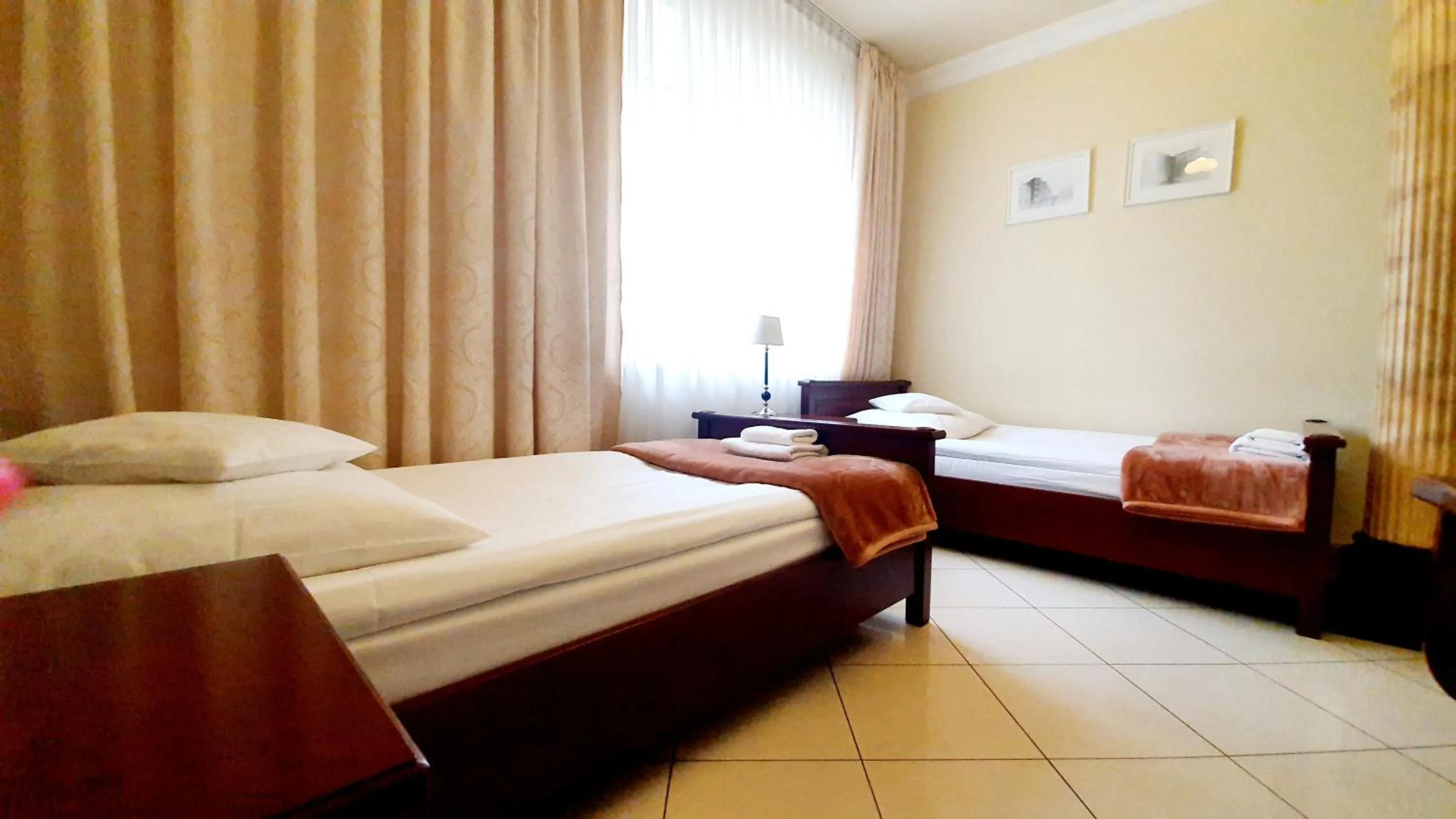 Photo of the whole room, Bed in BTHouse, Pokoje Gościnne