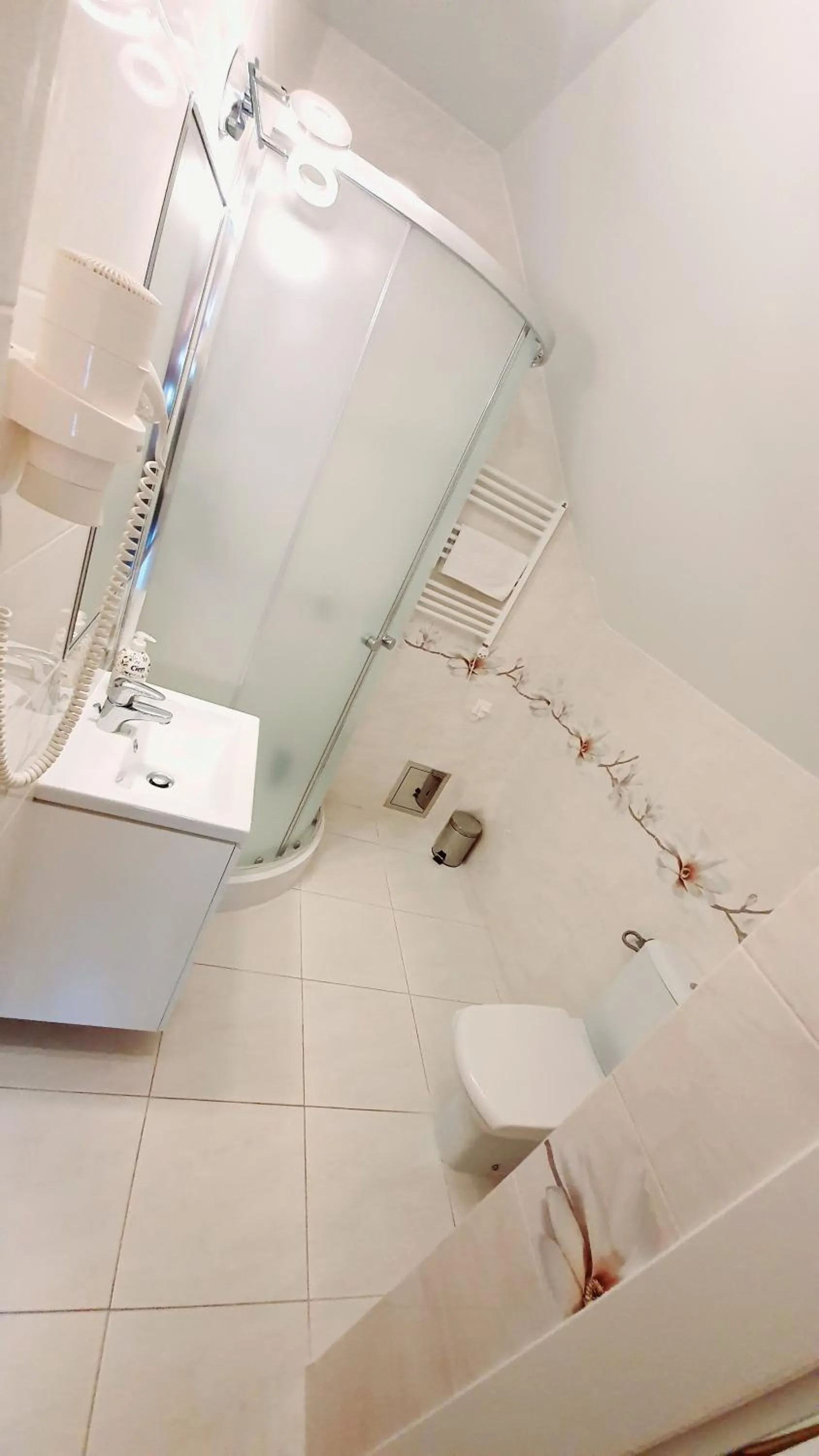 Bathroom in BTHouse, Pokoje Gościnne