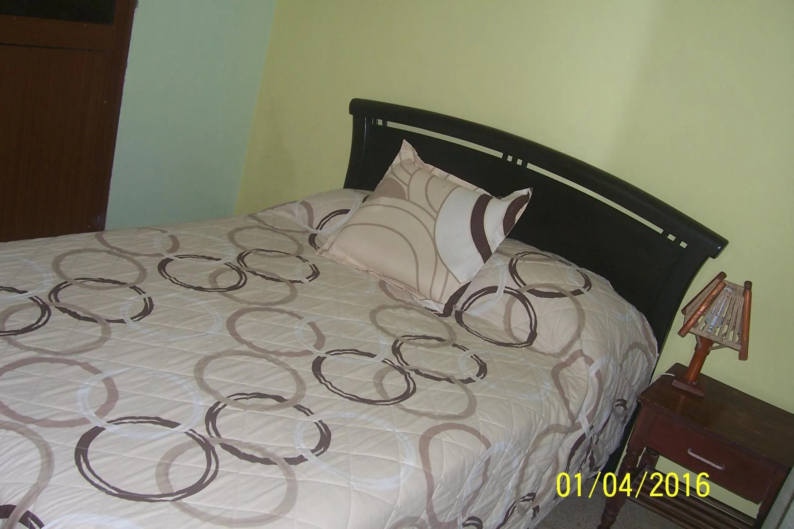 Bed in Hostal Surf Olón