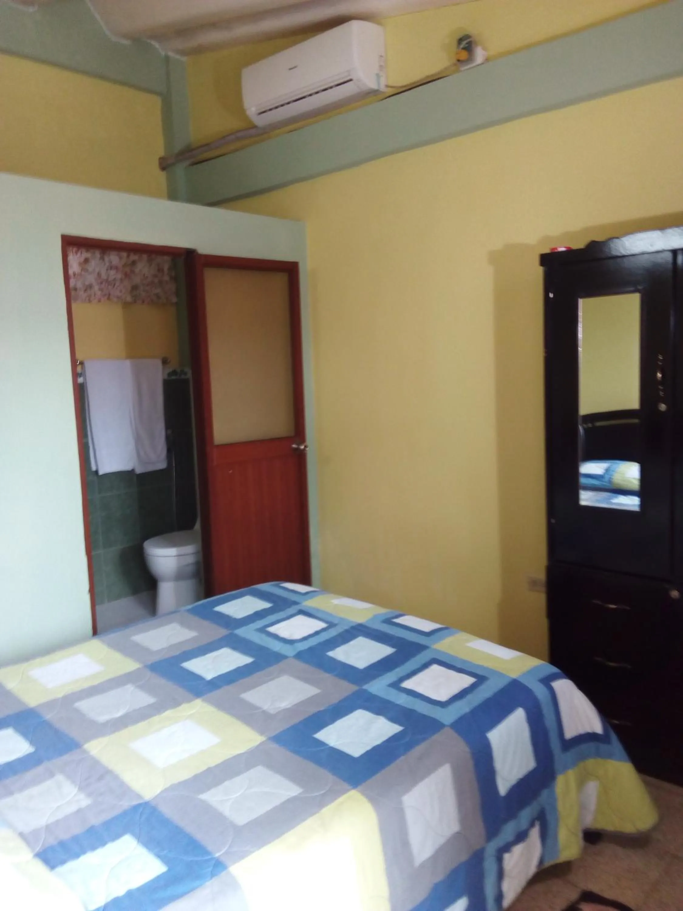 Bed in Hostal Surf Olón
