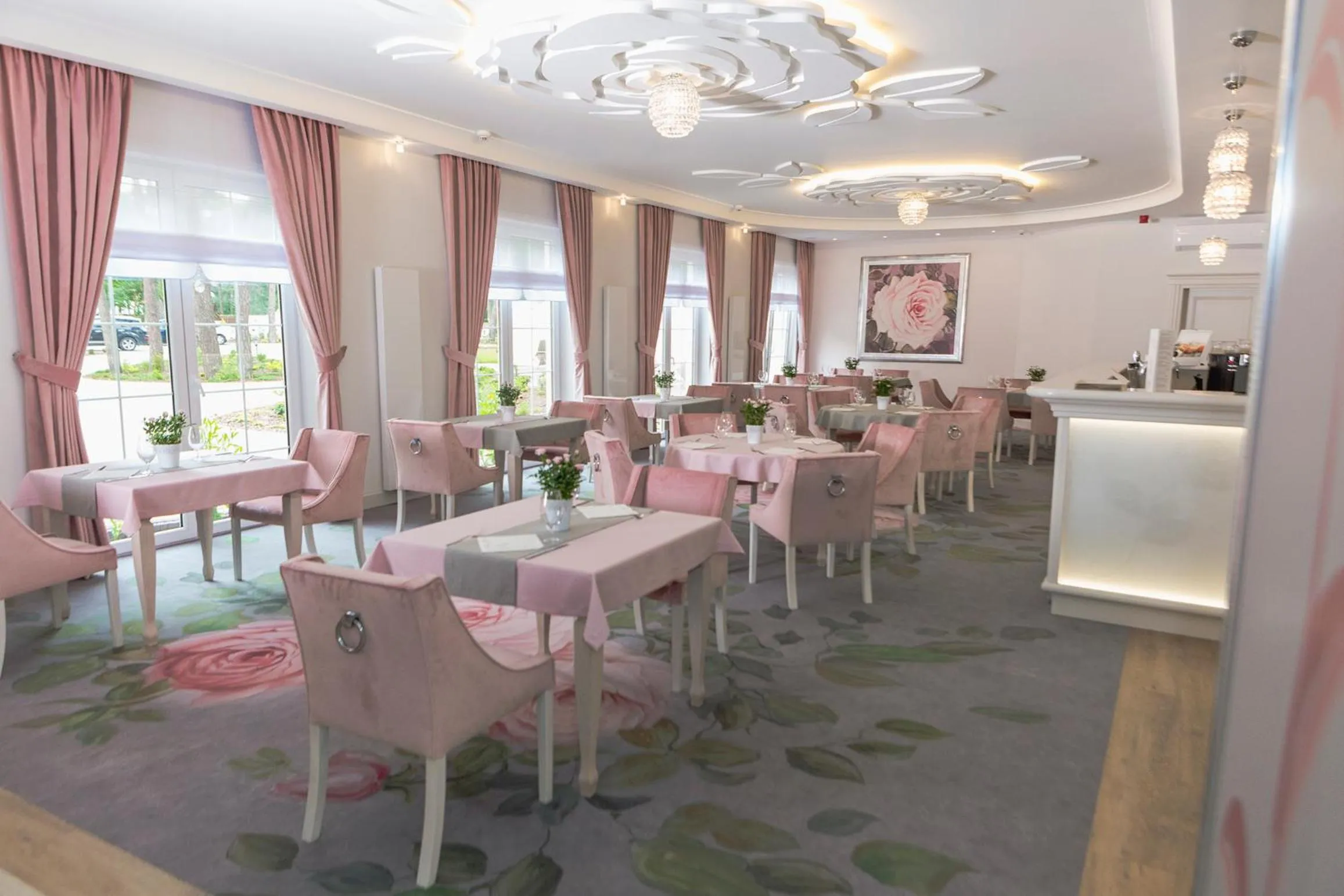 Restaurant/places to eat in Baśniowa