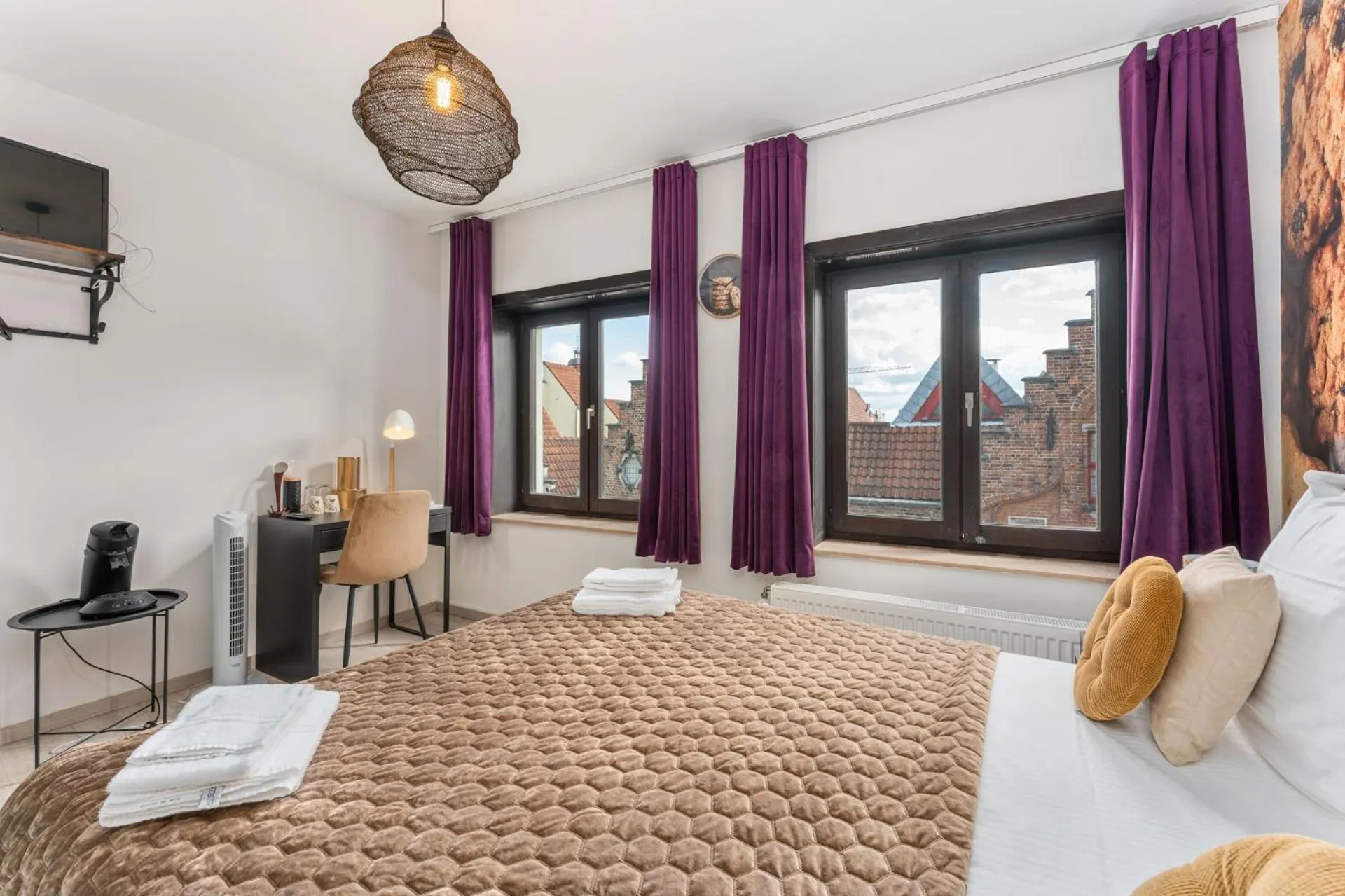 Photo of the whole room, Bed in The Chocolate Suites