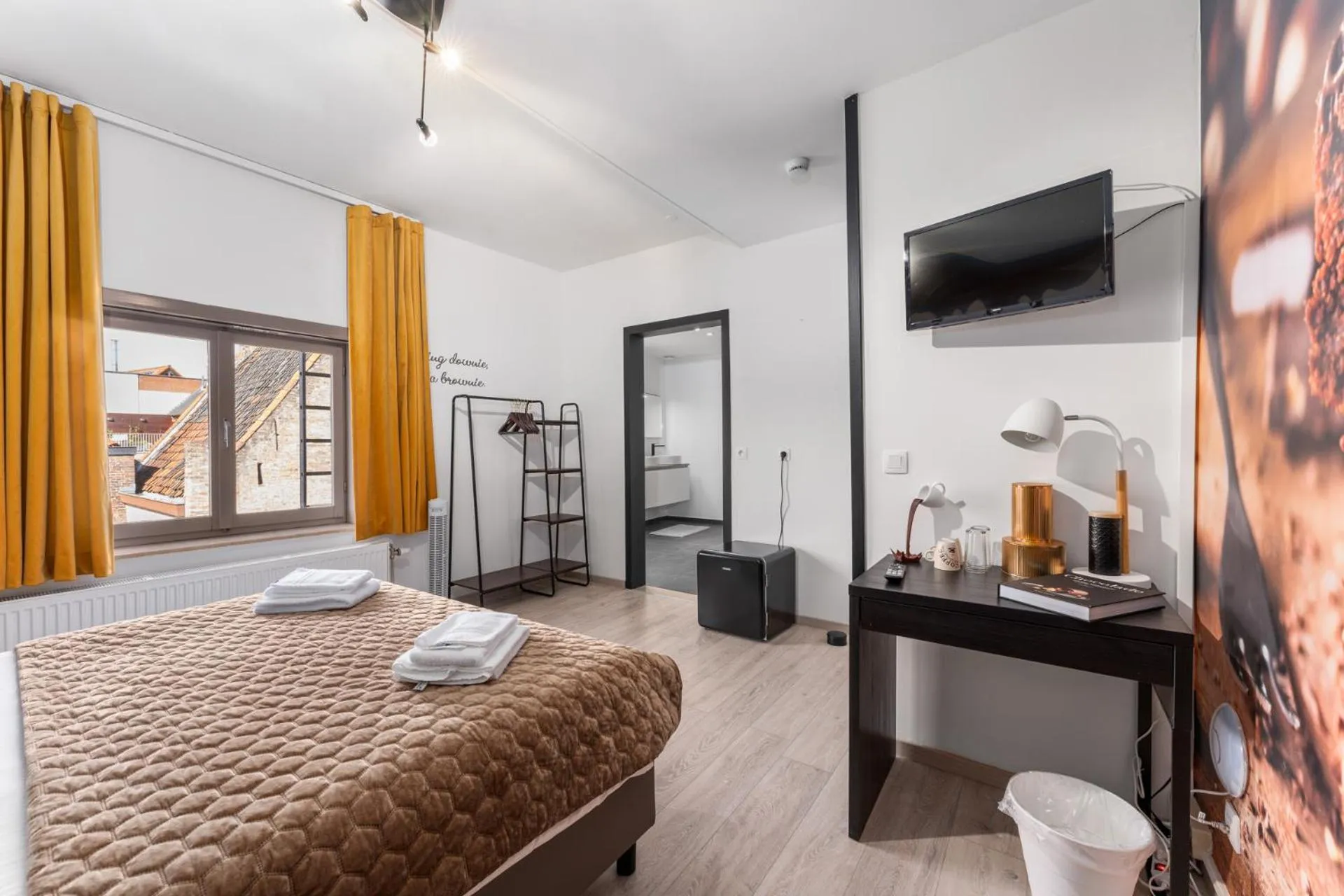 Photo of the whole room, Bed in The Chocolate Suites