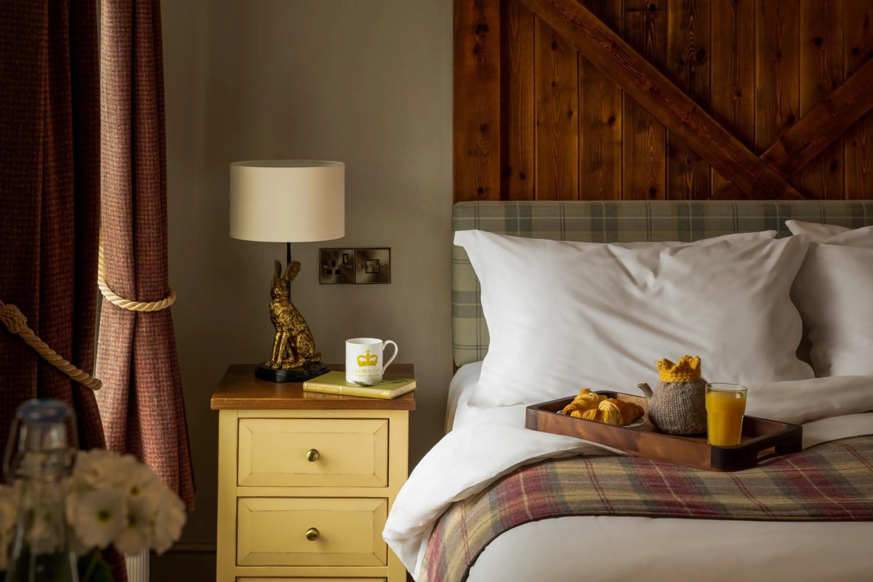 Bed in The Crown Inn Pooley Bridge