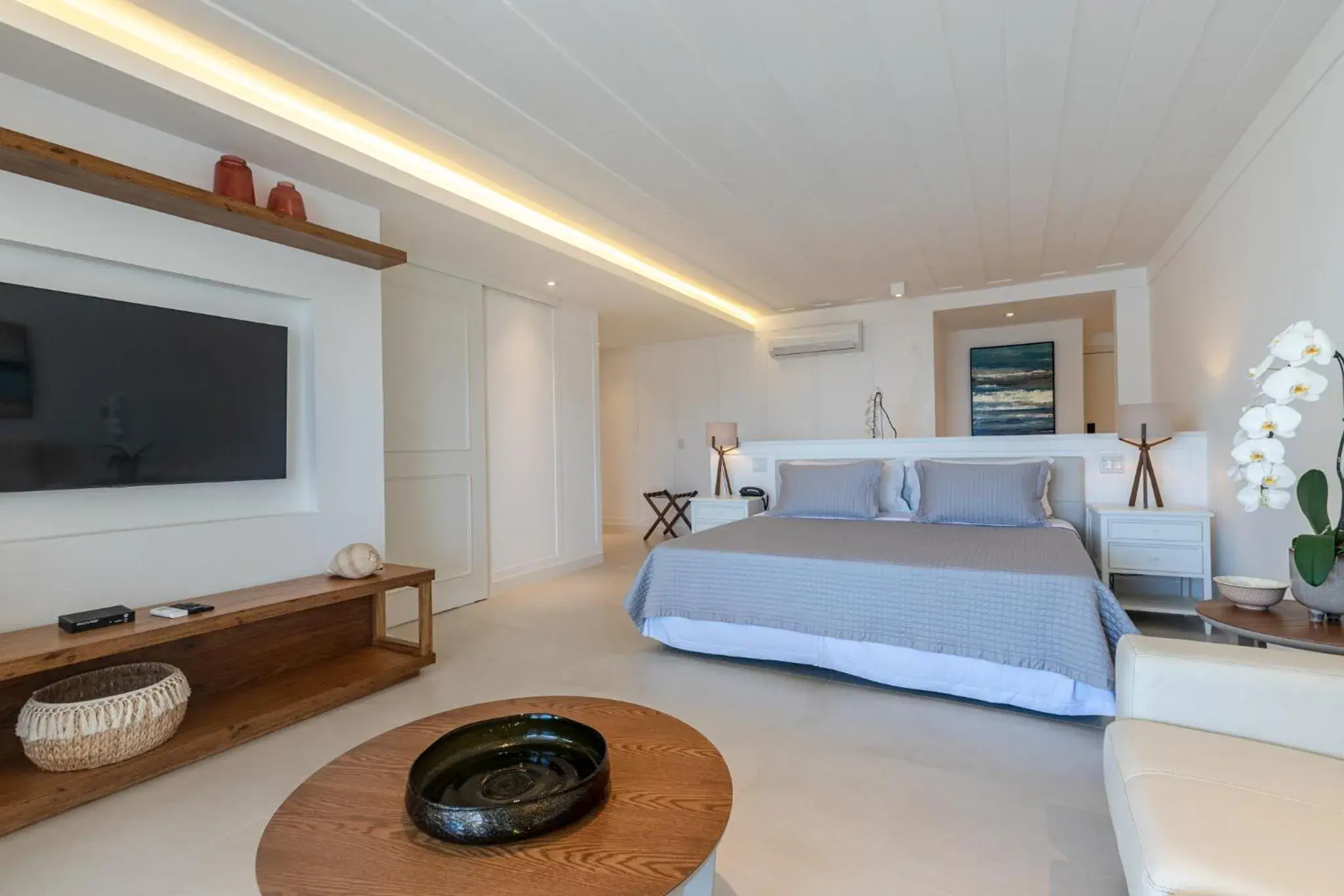 Photo of the whole room, Bed in Villa Raphael Photo of the whole room, Bed in Villa Raphael