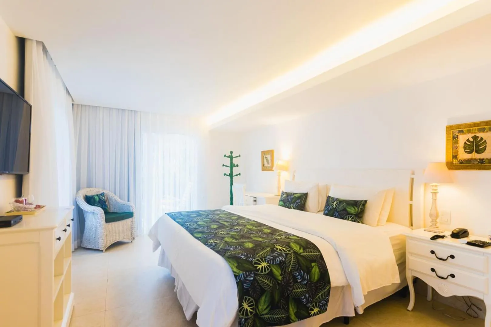 Bedroom, Bed in Villa Raphael