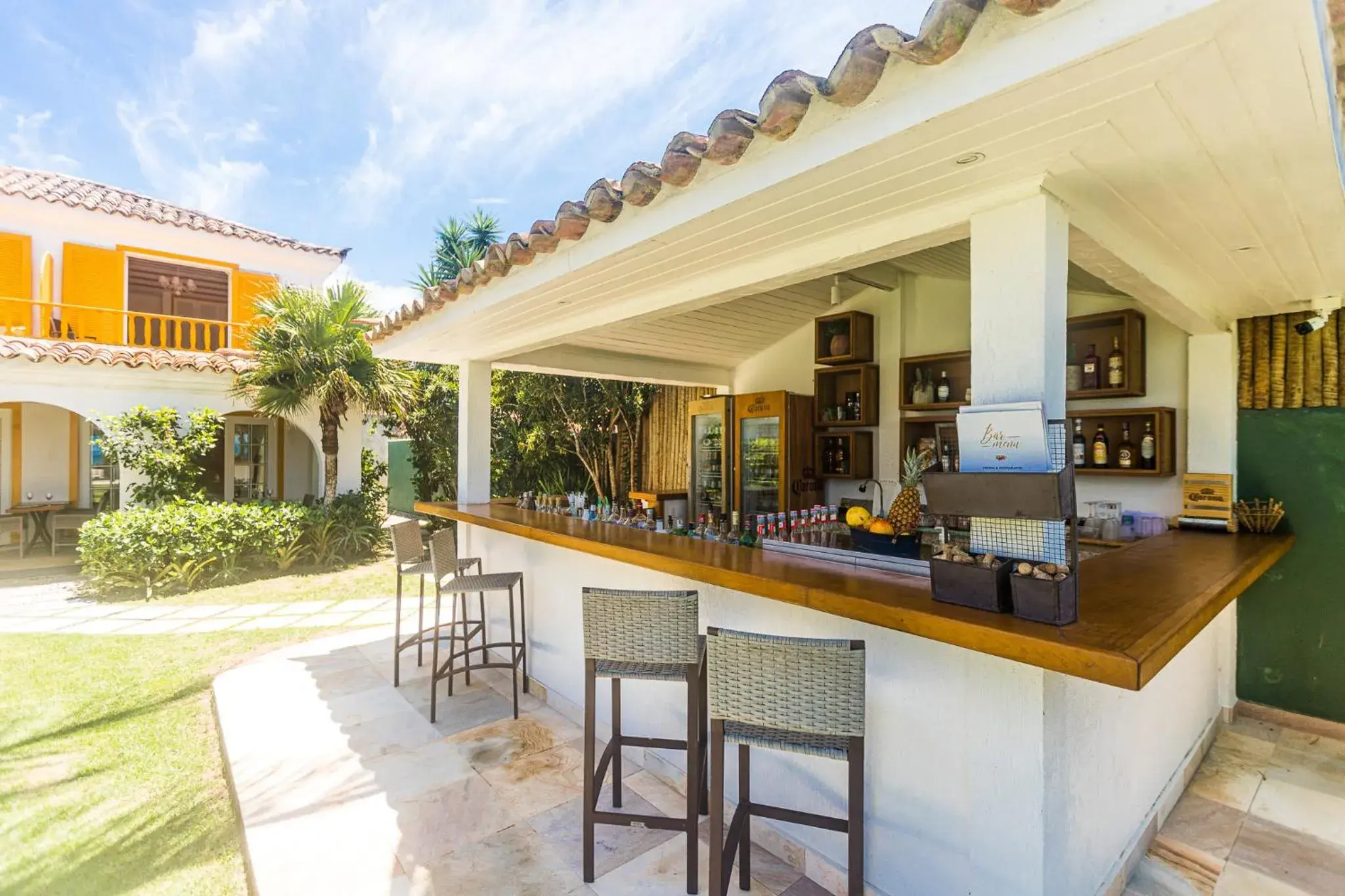 Lounge or bar in Villa Raphael Lounge or bar in Villa Raphael