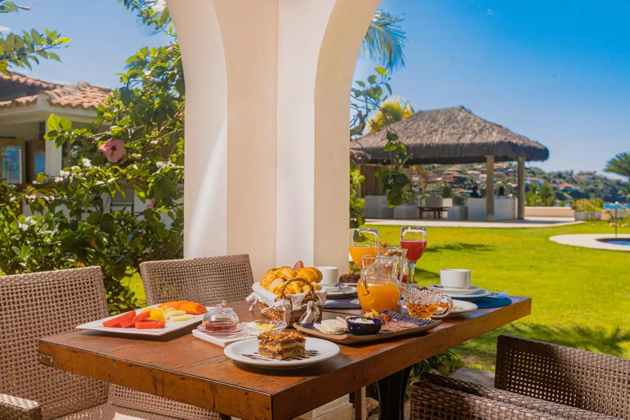 Breakfast in Villa Raphael Breakfast in Villa Raphael