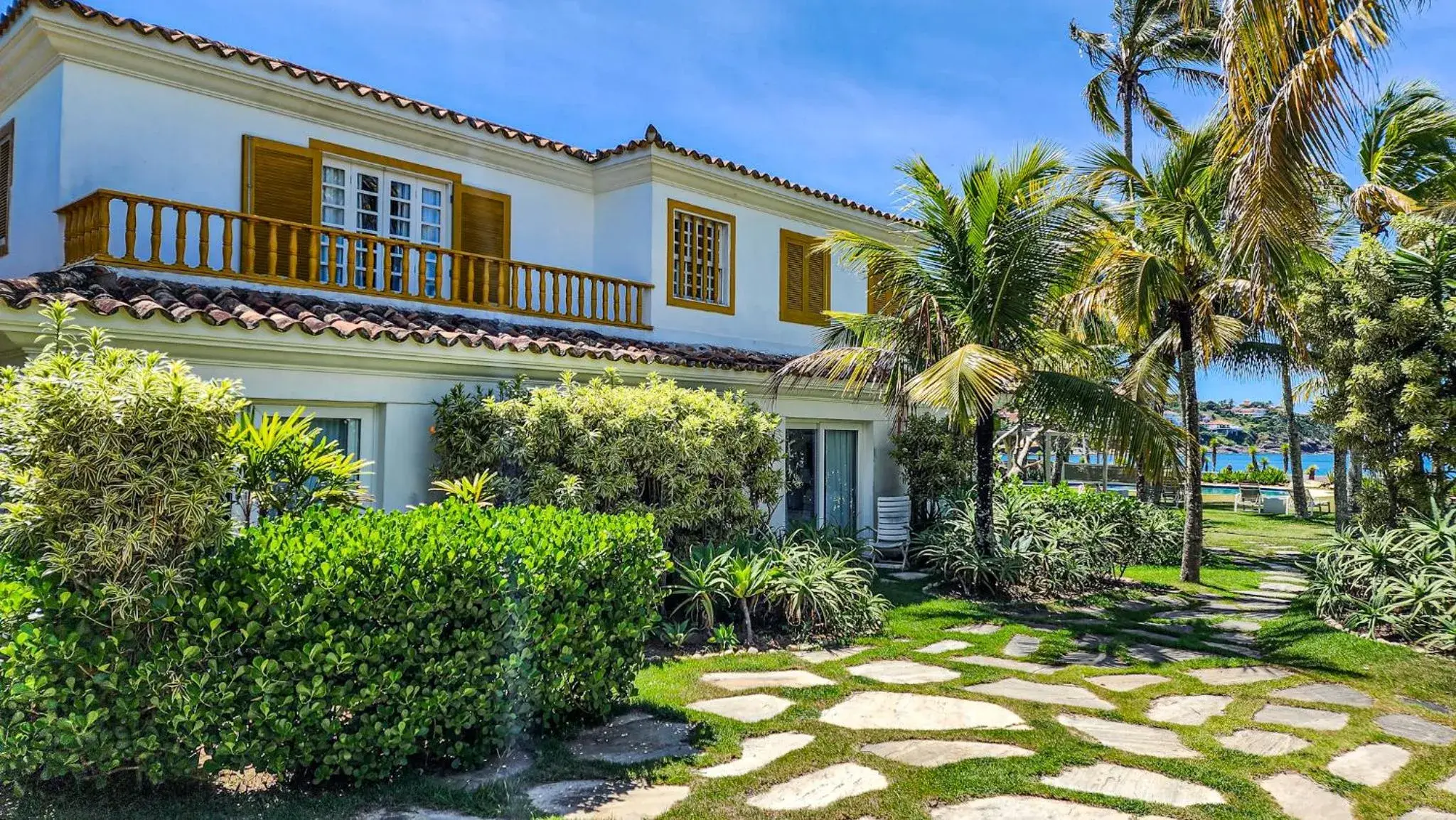 Property building in Villa Raphael Property building in Villa Raphael