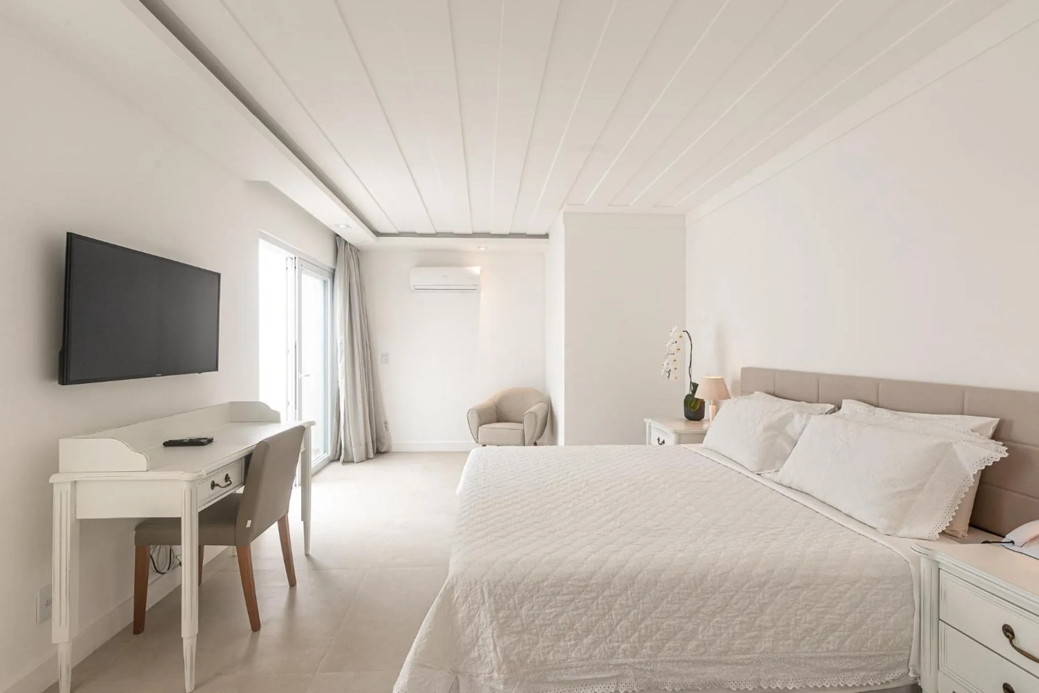 Bed in Villa Raphael