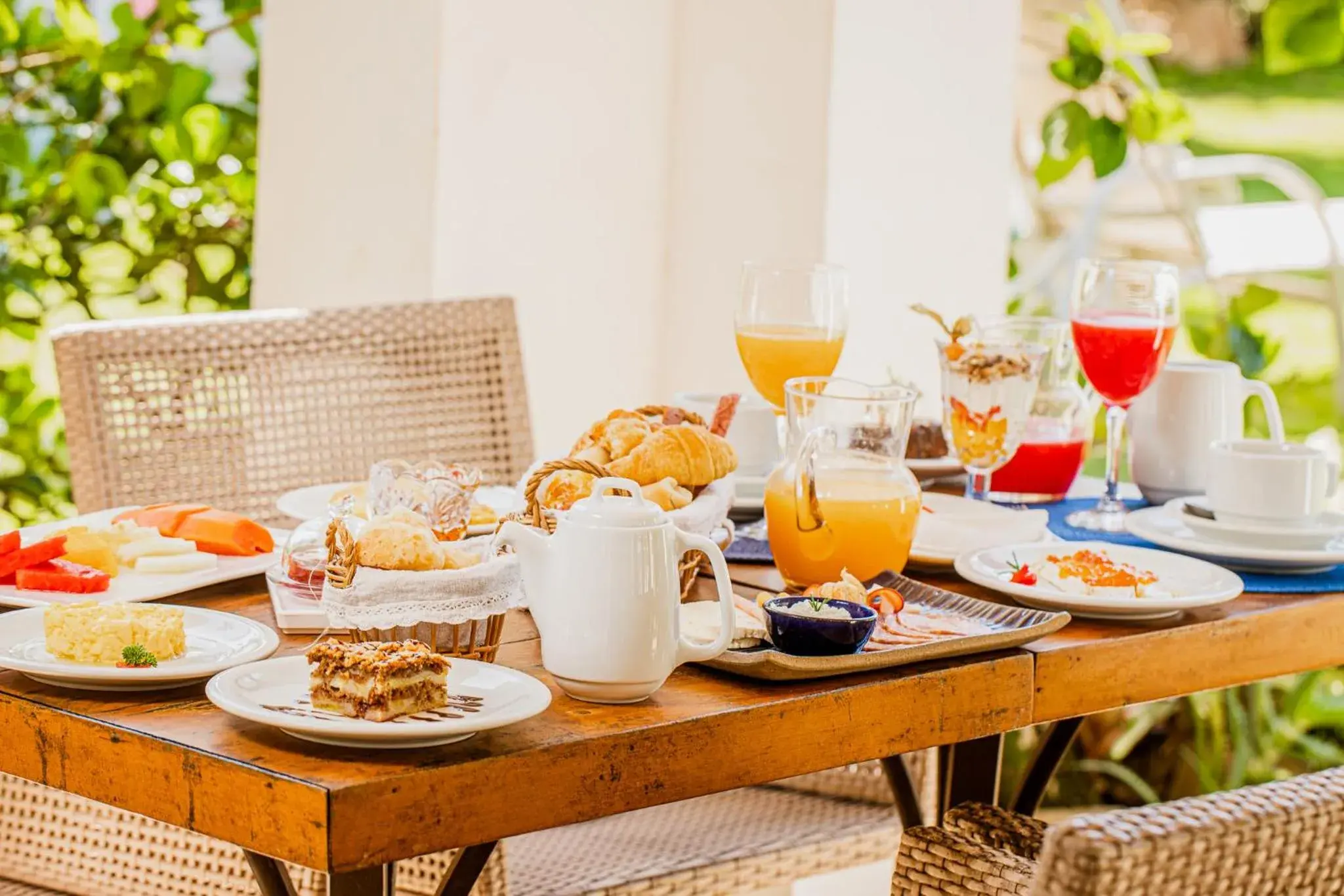 Breakfast in Villa Raphael Breakfast in Villa Raphael