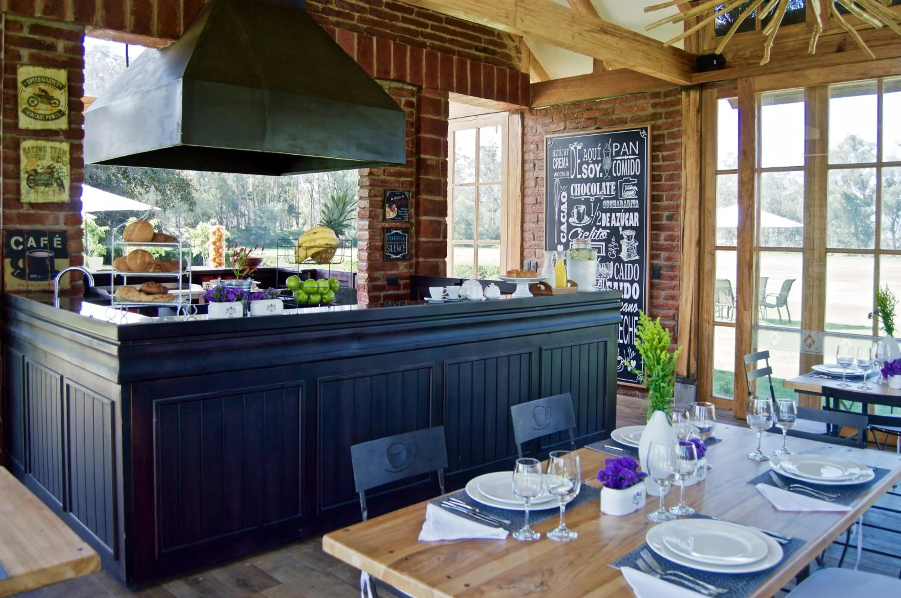 Communal kitchen in La Palma Polo Hotel - Airport Area