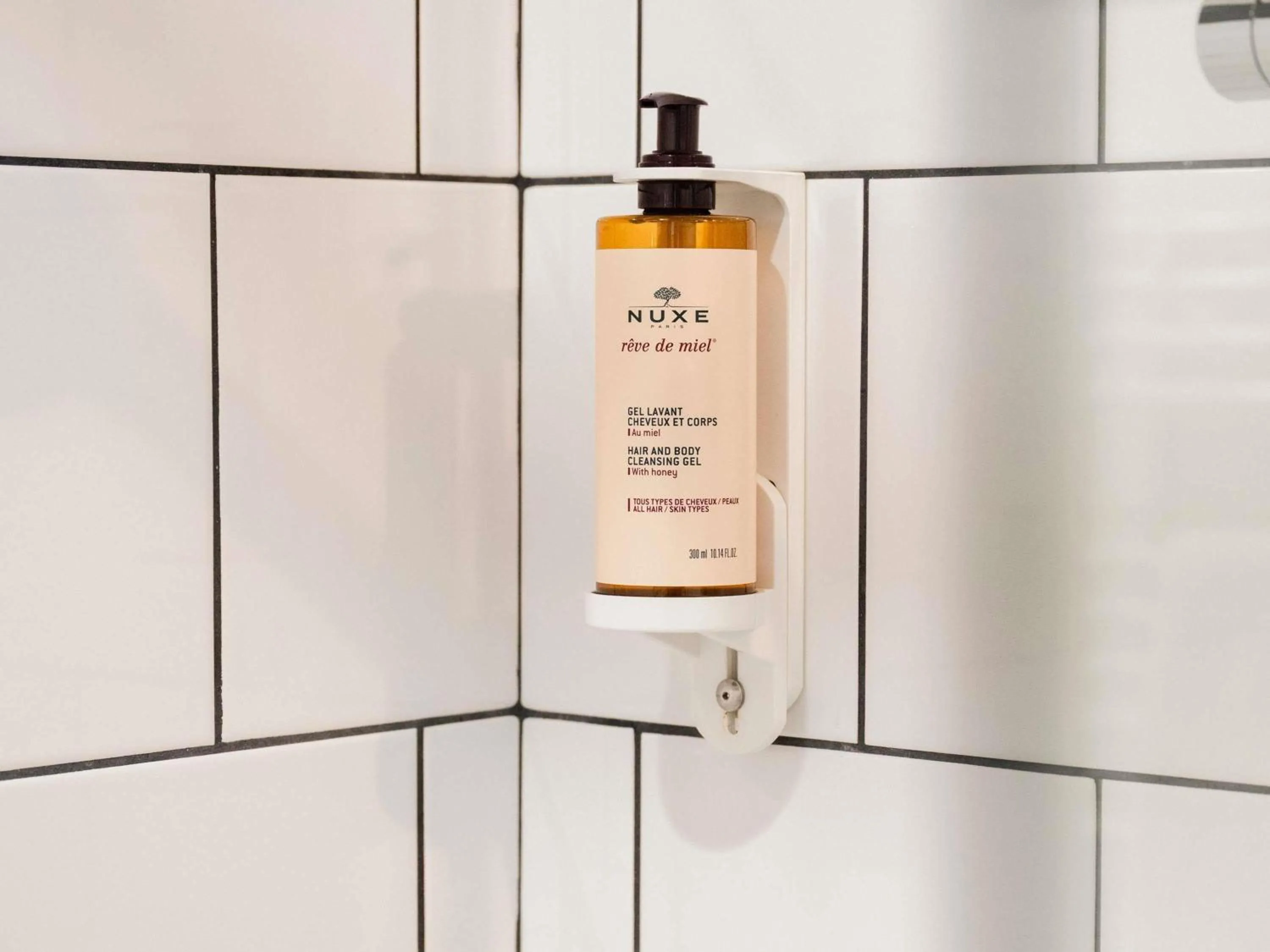 Bedroom in Hotel Mercure Roscoff Bord De Mer