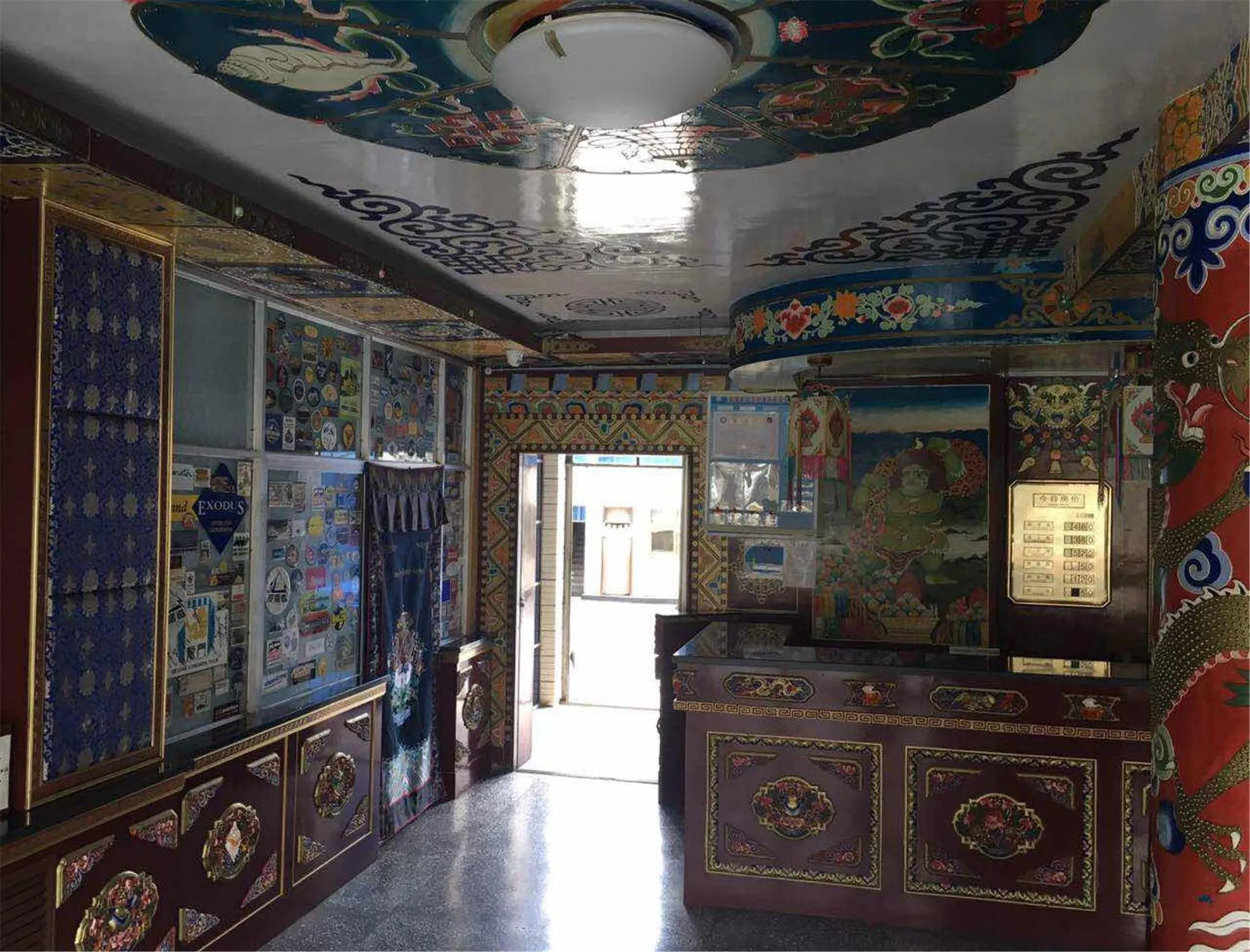 Lobby or reception in Overseas Tibetan Hotel