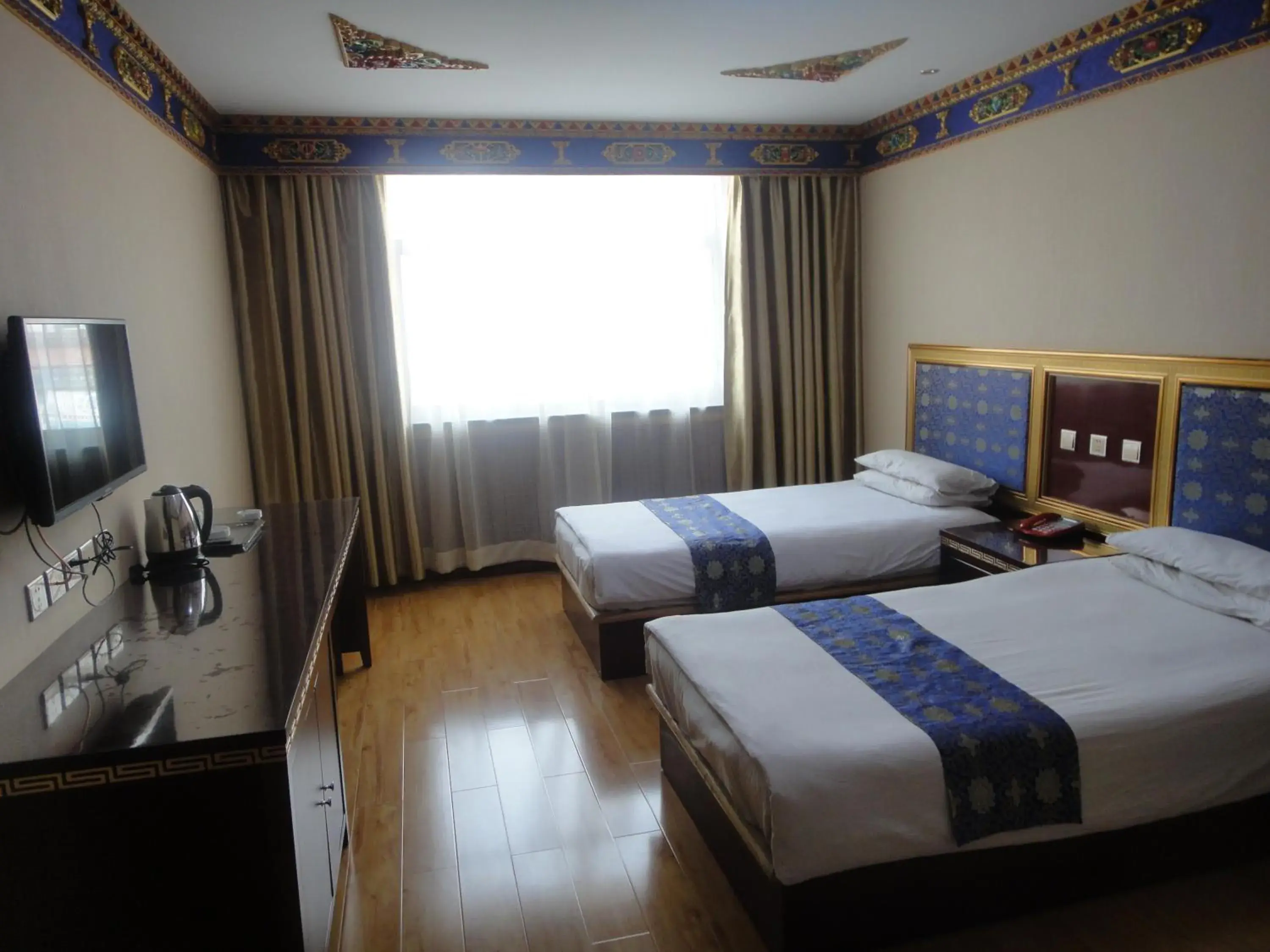 Deluxe Twin Room in Overseas Tibetan Hotel Deluxe Twin Room in Overseas Tibetan Hotel
