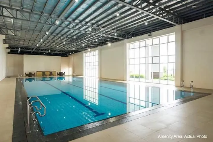 Swimming pool in Tagaytay Wind Residences