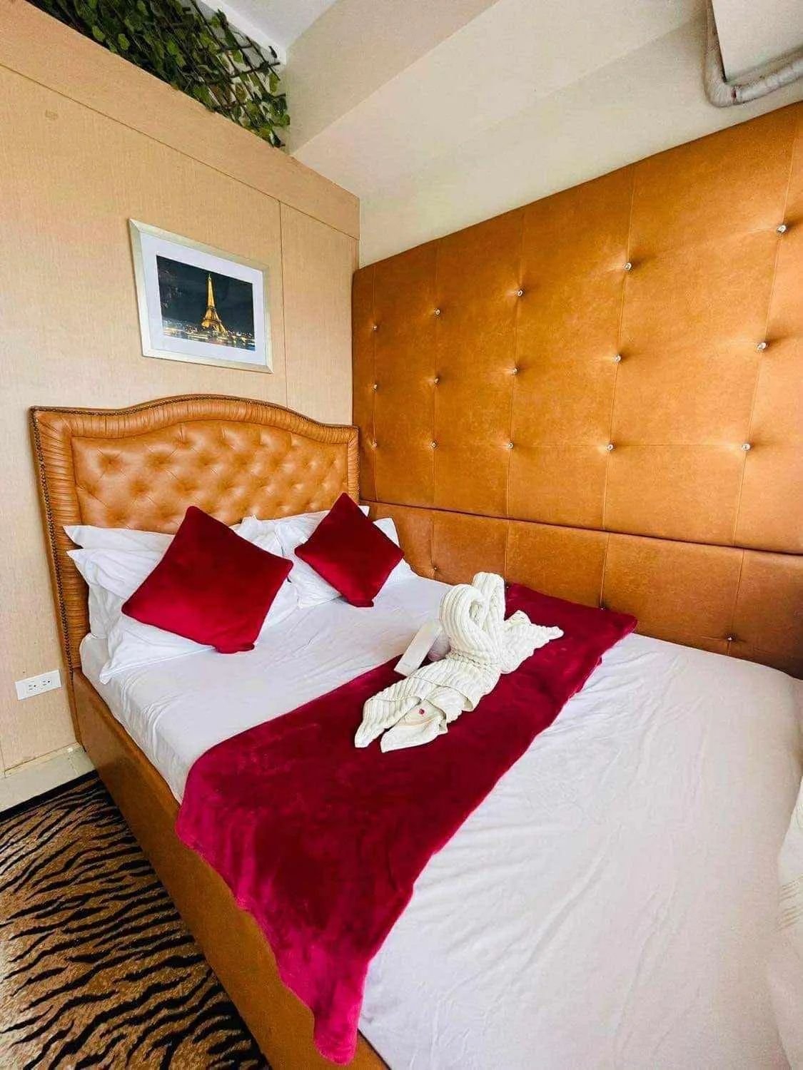 Bed in Tagaytay Wind Residences