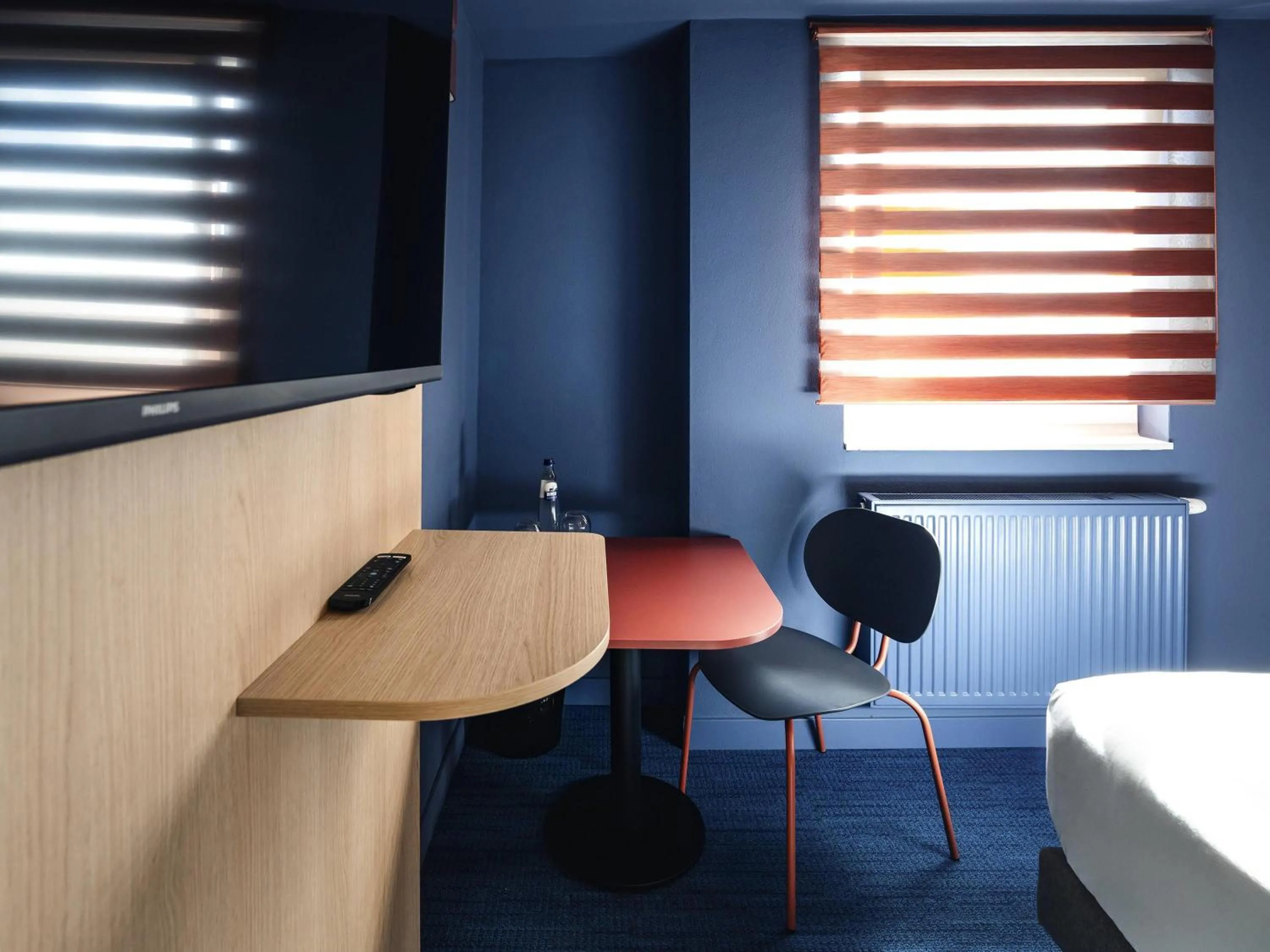 Bedroom in Ibis Styles Charleroi Airport Aero 44