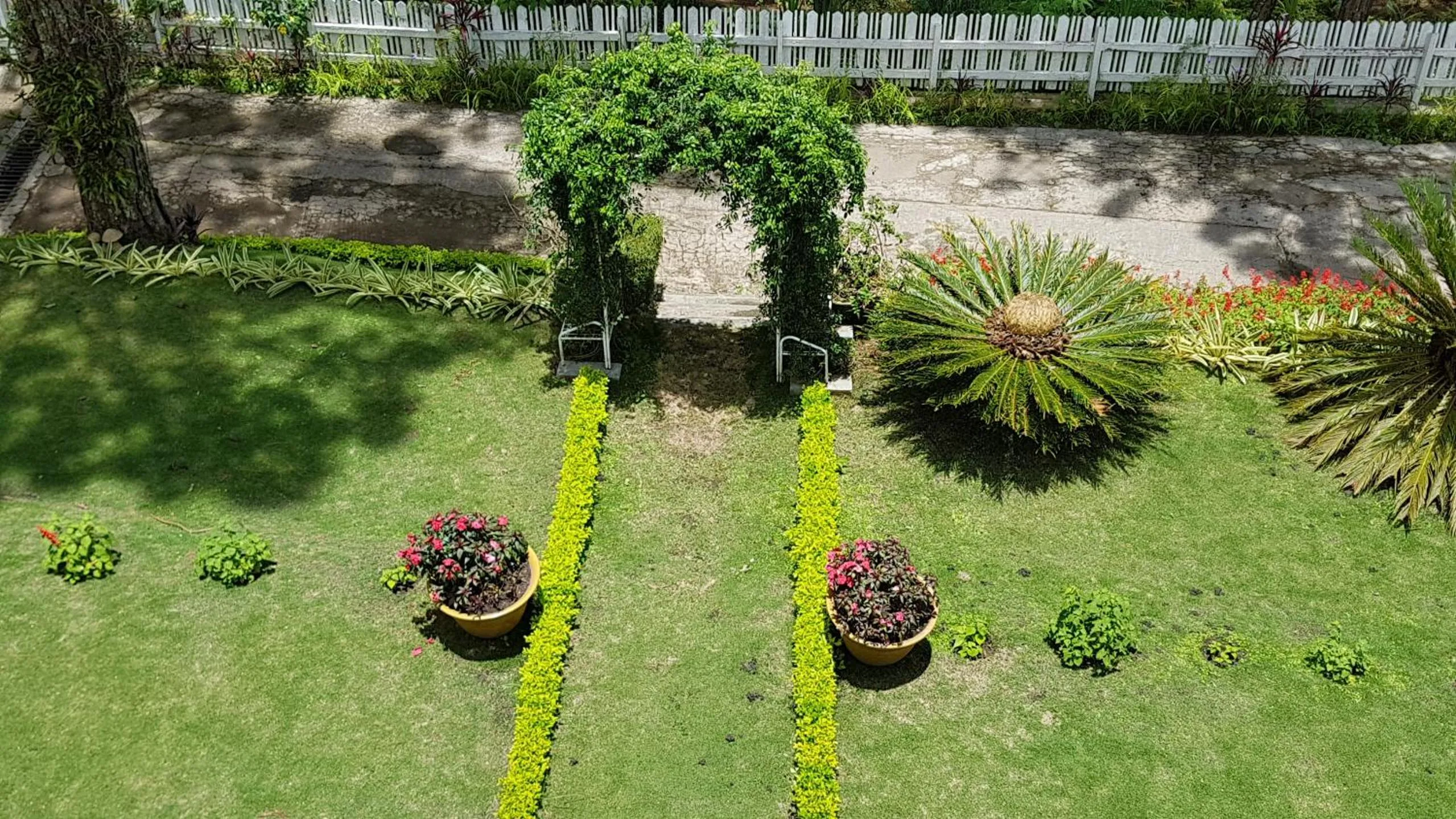 Garden in Hillock Villa